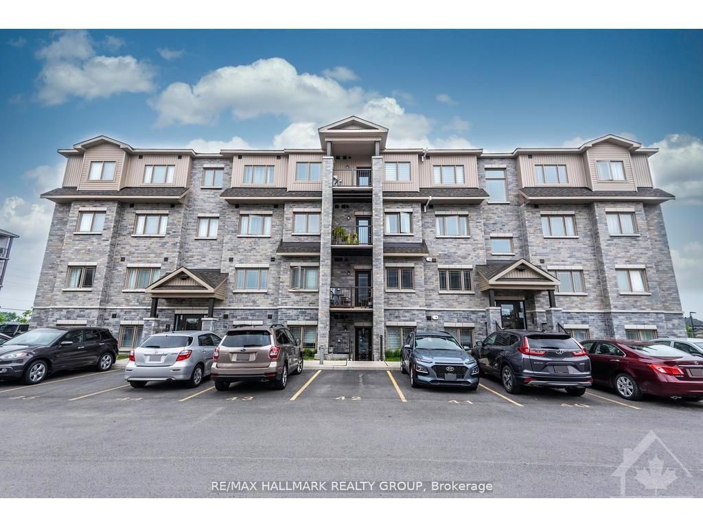 340 Tribeca Priv Property Photo 1