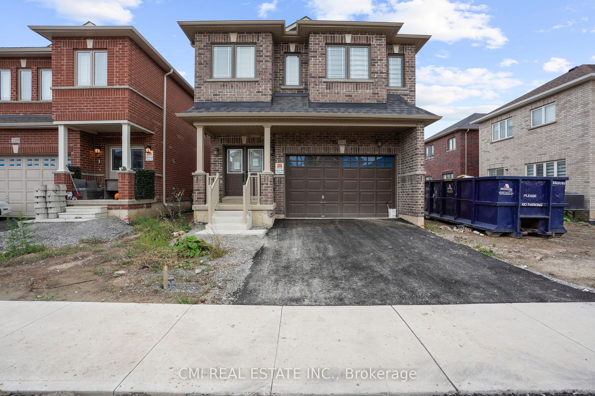 251 Palace St Property Photo 1