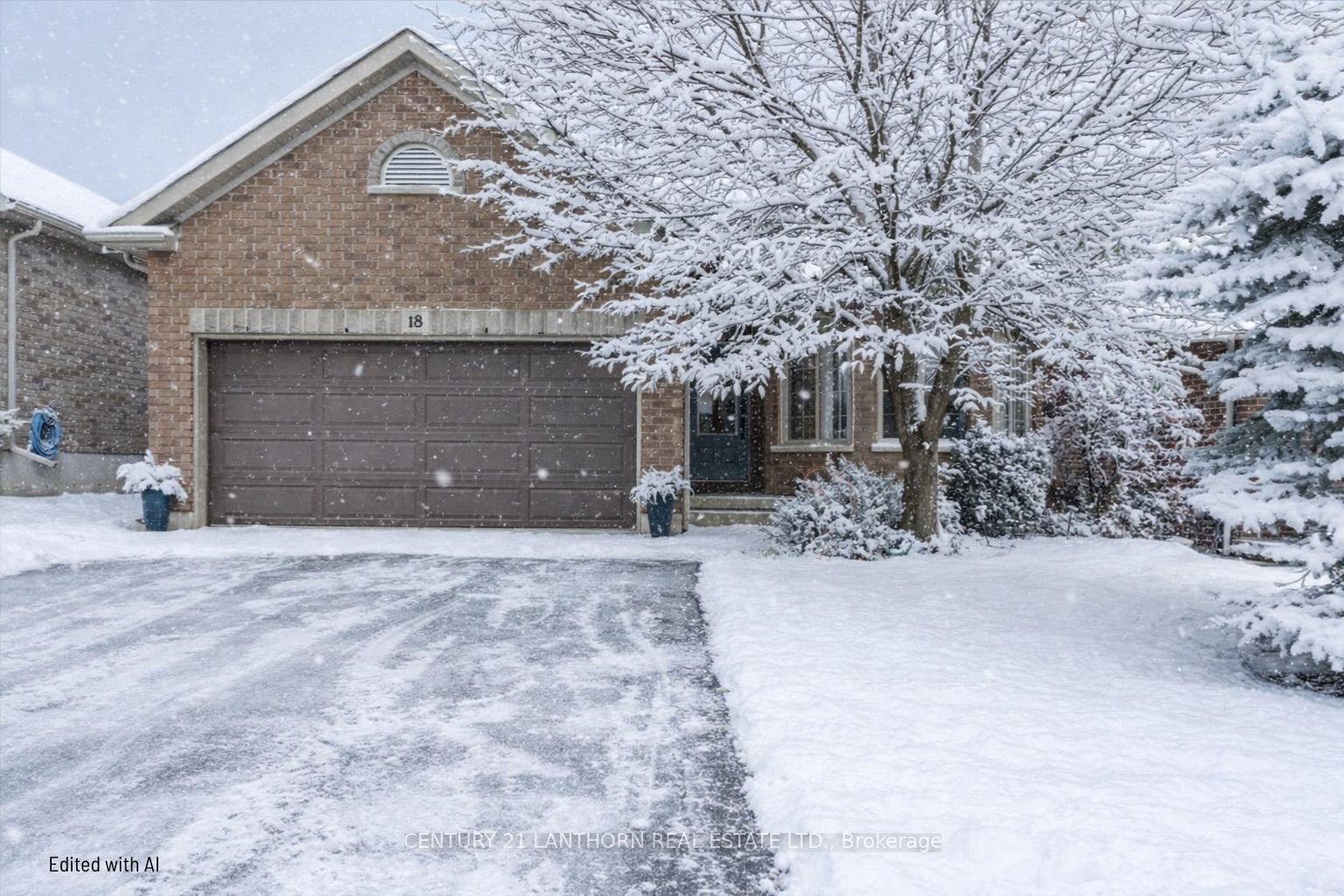 18 Mcdougall Dr Property Photo 1