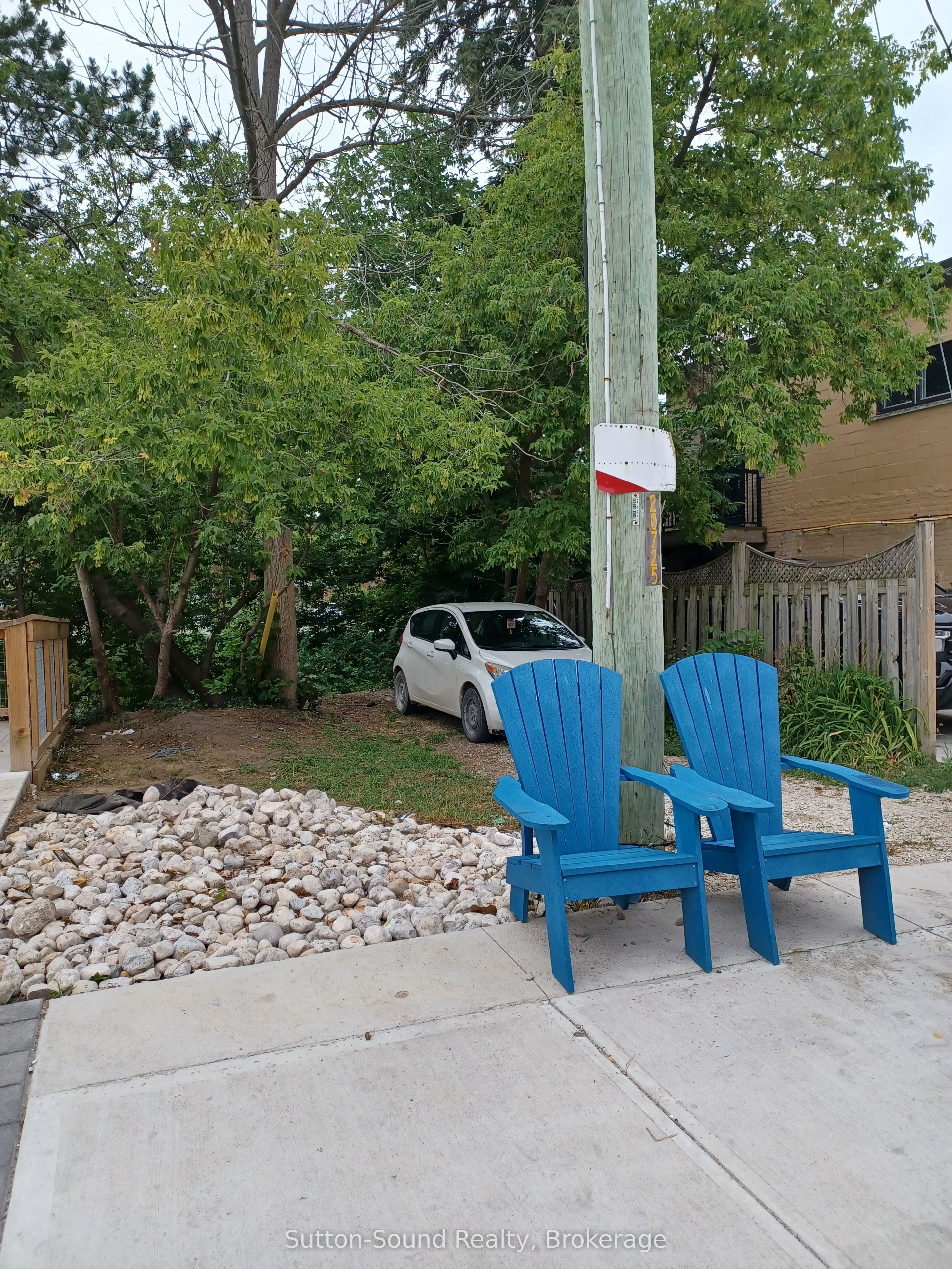 X 1st Avenue E Property Photo 2