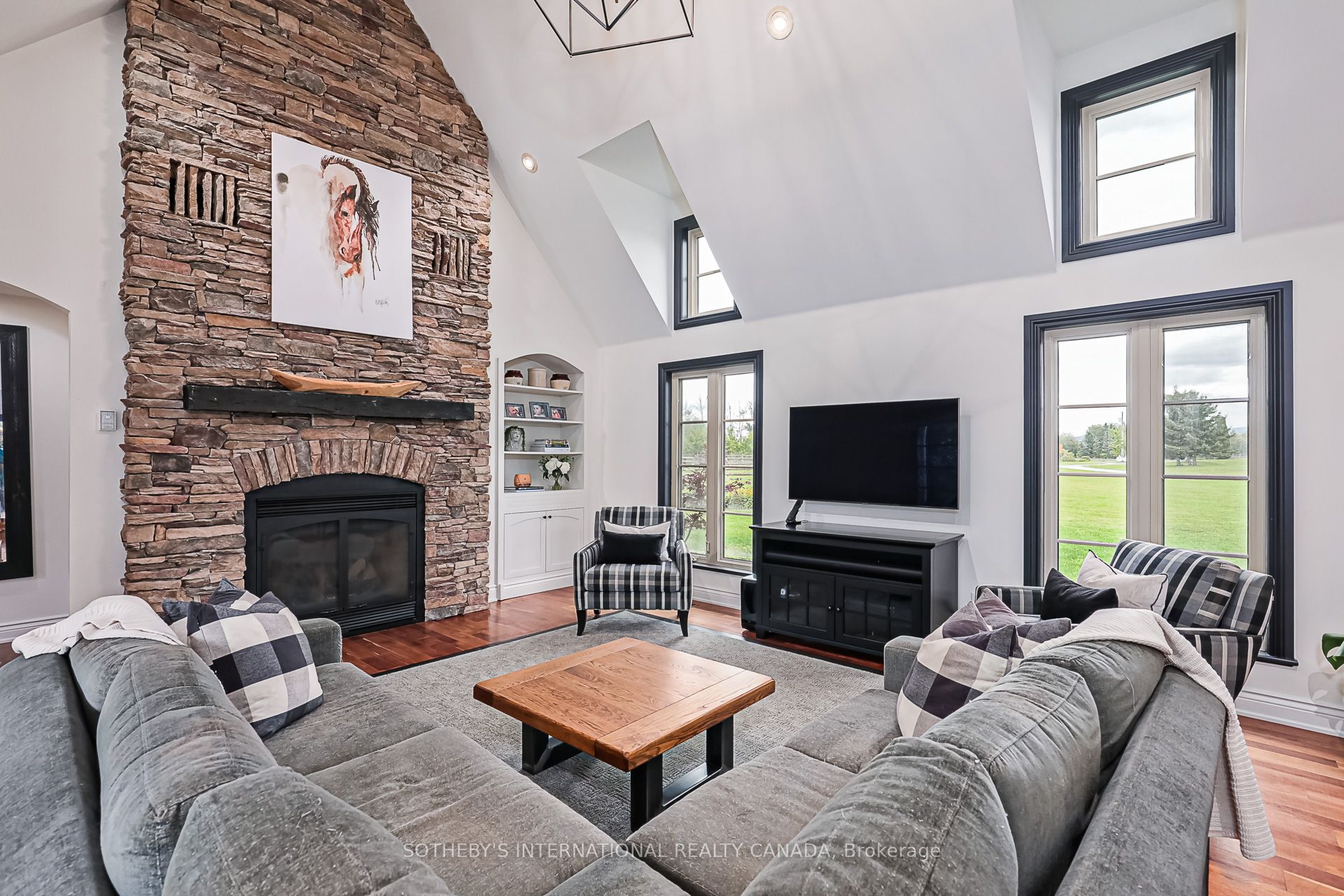 787517 Grey 13 Road Property Photo 15