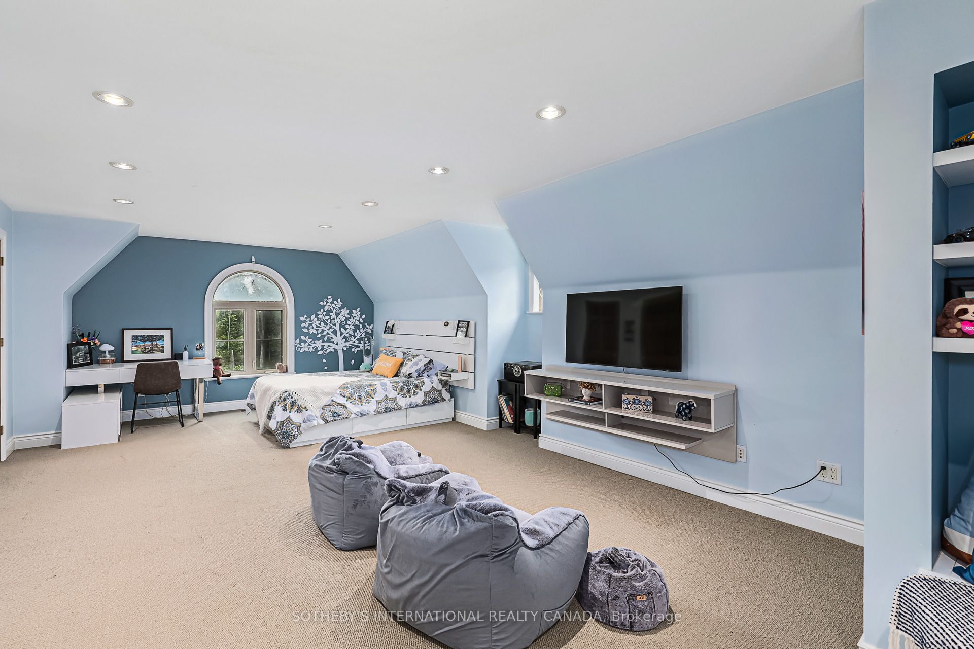787517 Grey 13 Road Property Photo 27