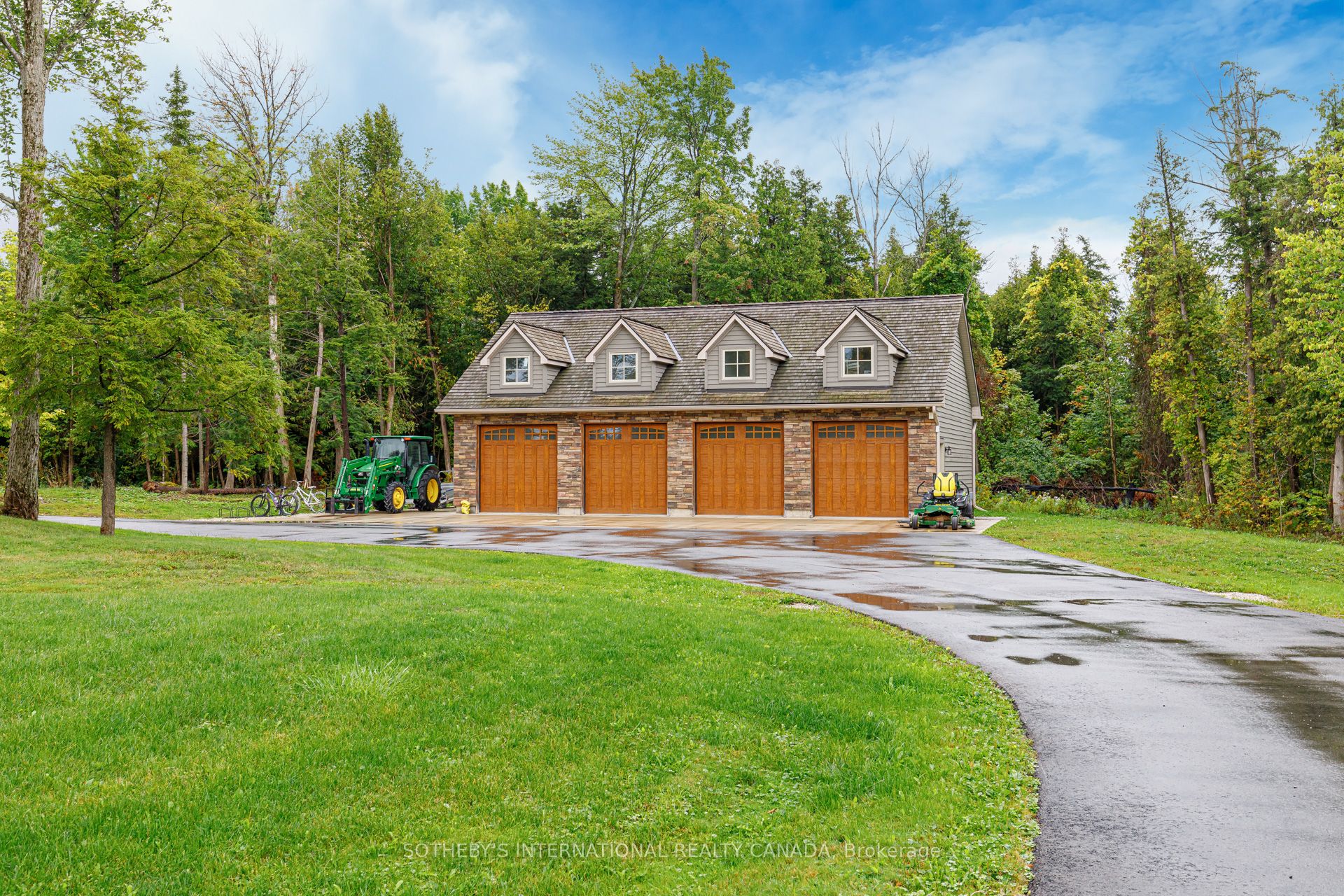 787517 Grey 13 Road Property Photo 33