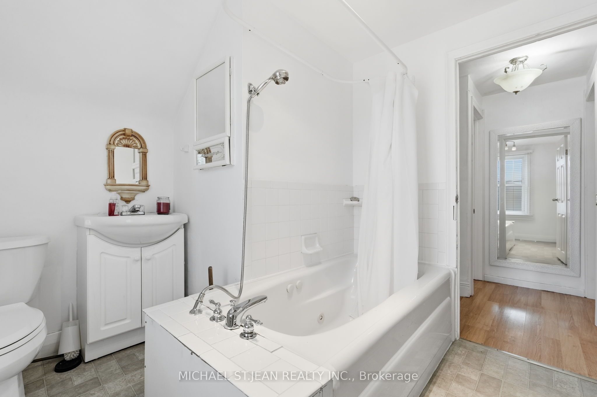 20 York Street Property Photo 35
