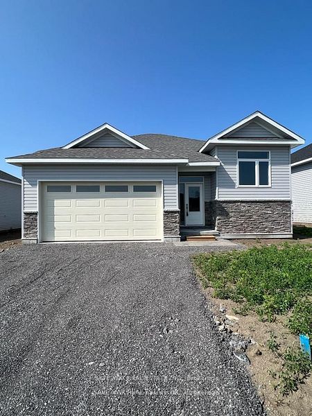 12 Summit Cres Property Photo 1