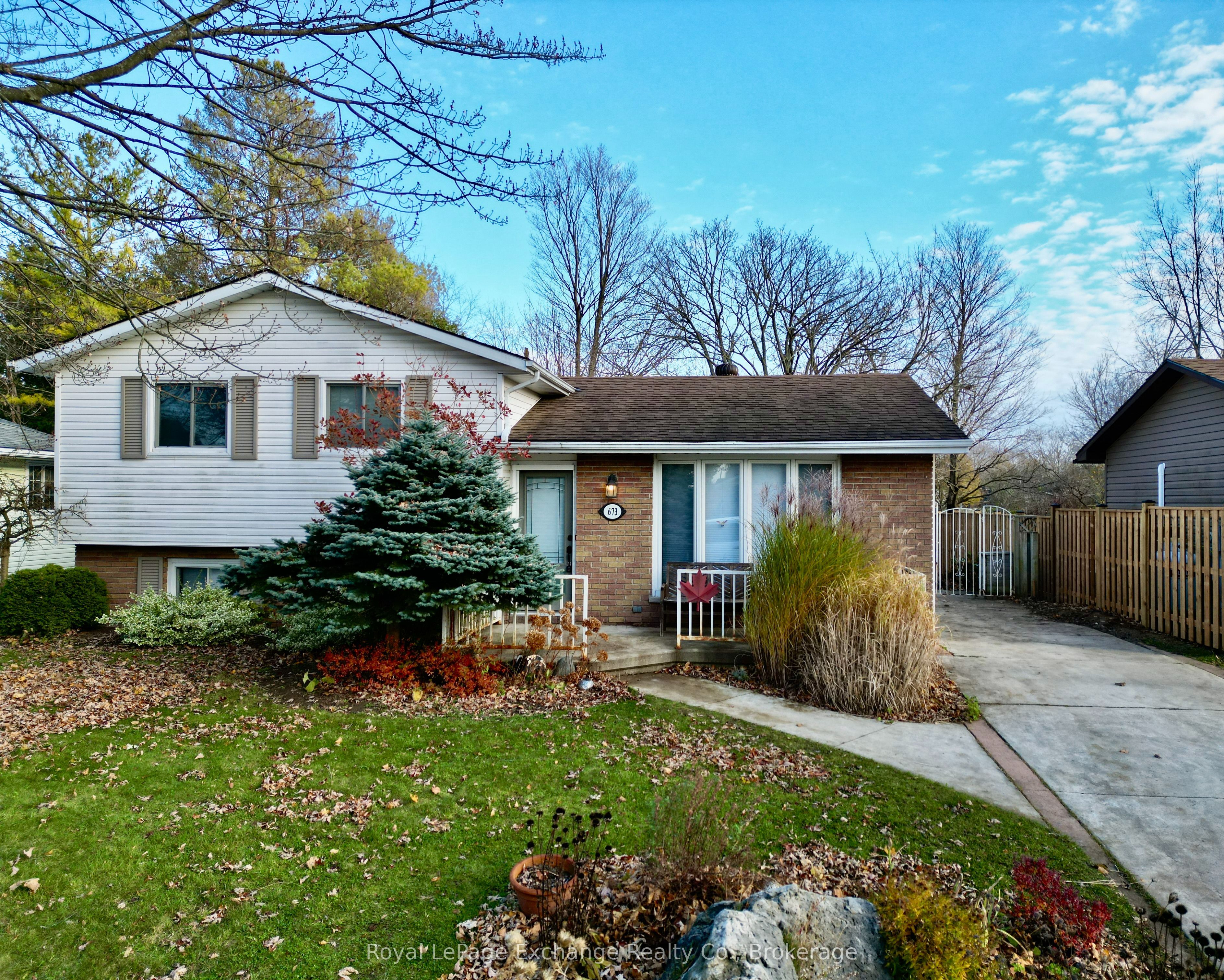 673 Scott Street Property Photo 1