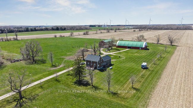 598478 2nd Line W Property Photo 2