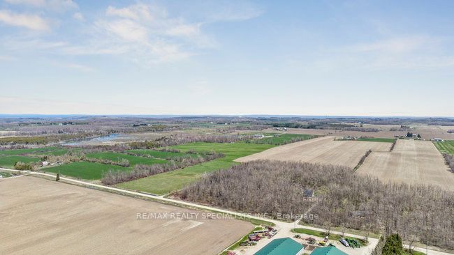 598478 2nd Line W Property Photo 25
