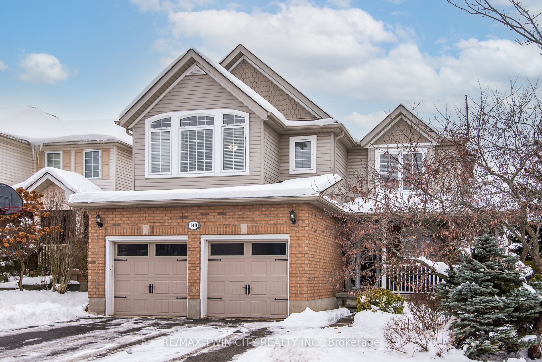 148 Winding Wood Cres Property Photo 1