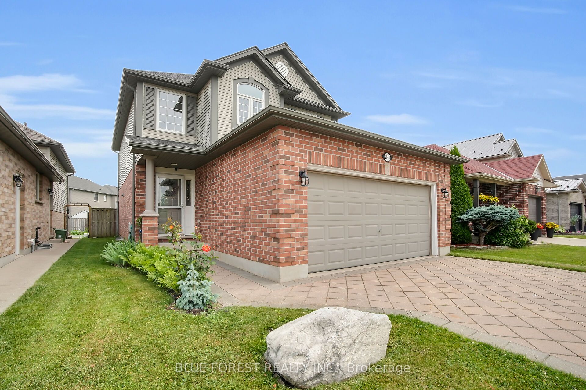 2949 Meadowgate Boulevard Property Photo 1