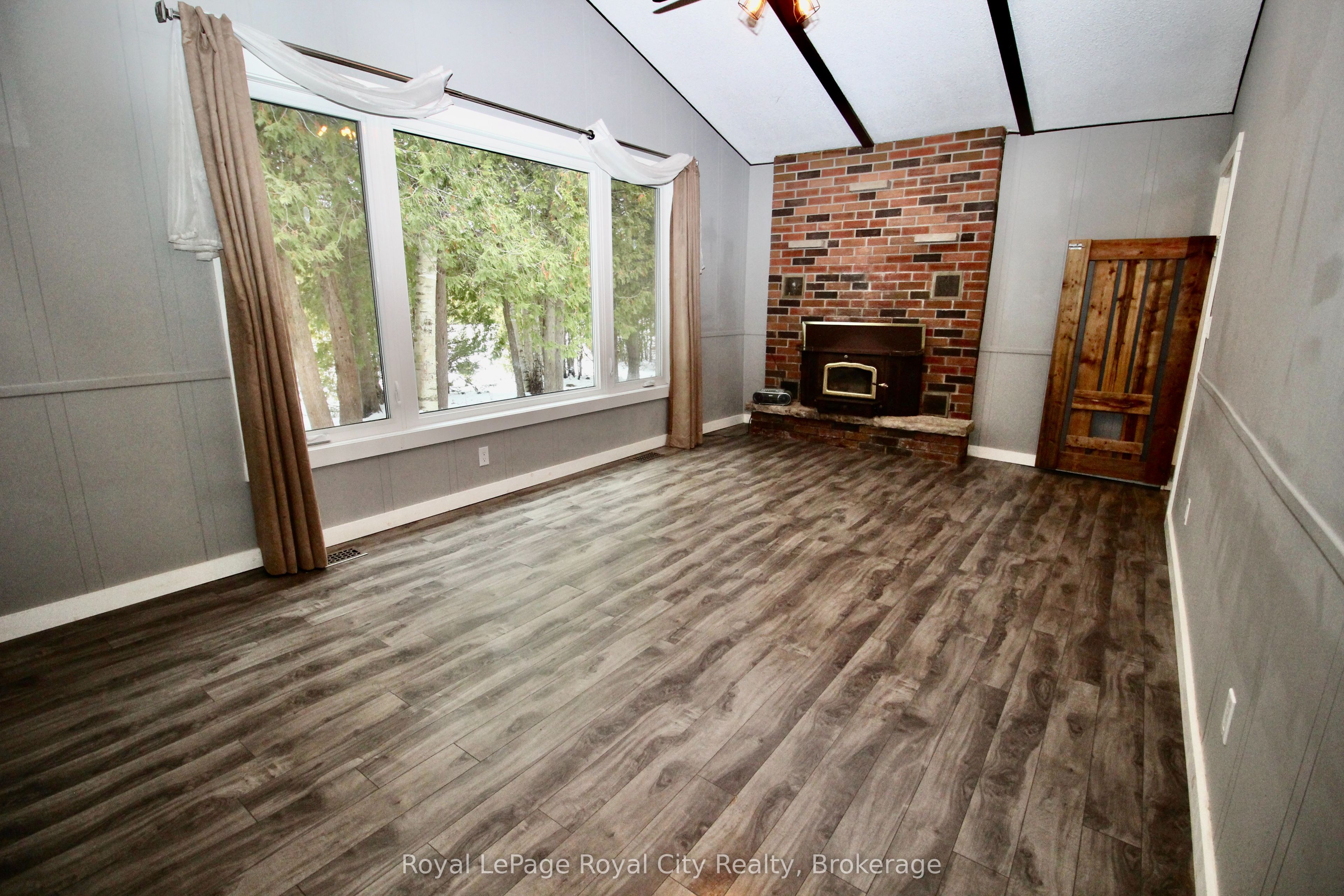 4616 6 Highway Property Photo 7