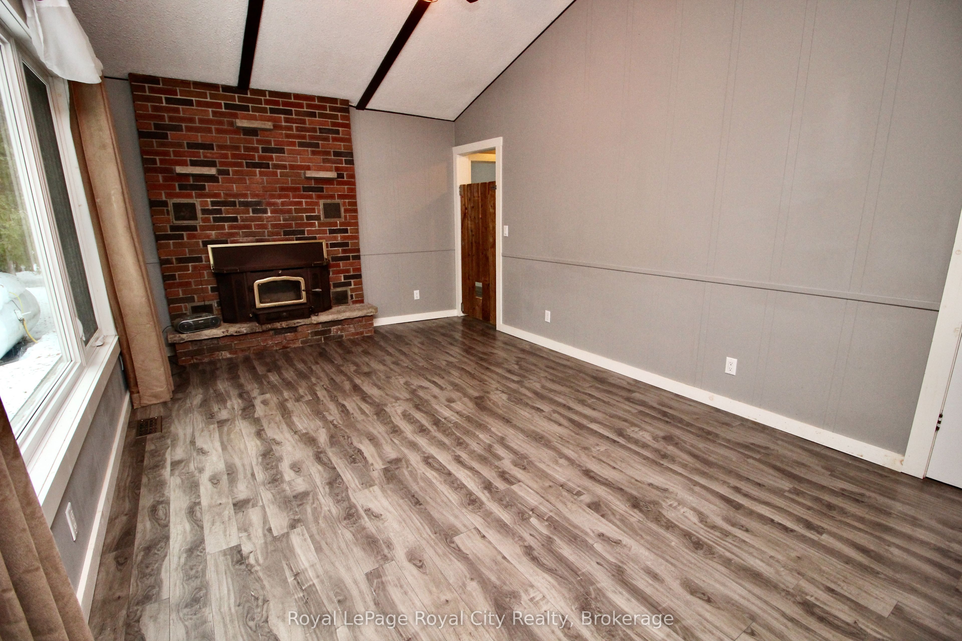 4616 6 Highway Property Photo 8