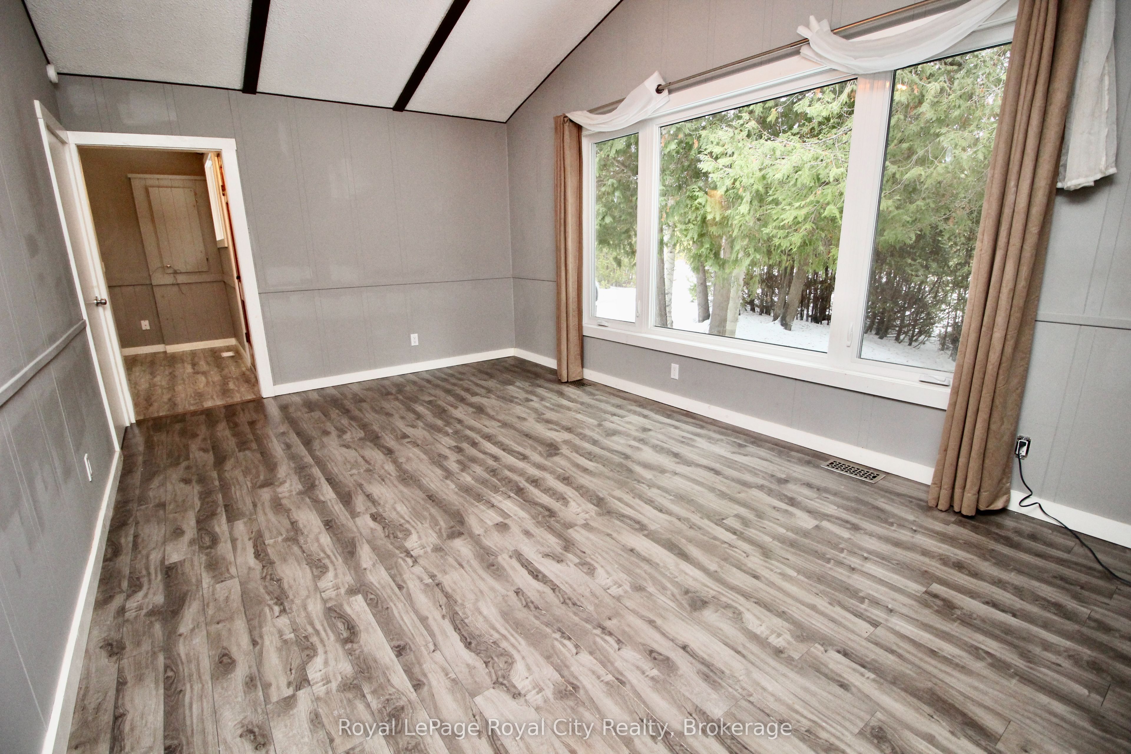 4616 6 Highway Property Photo 9