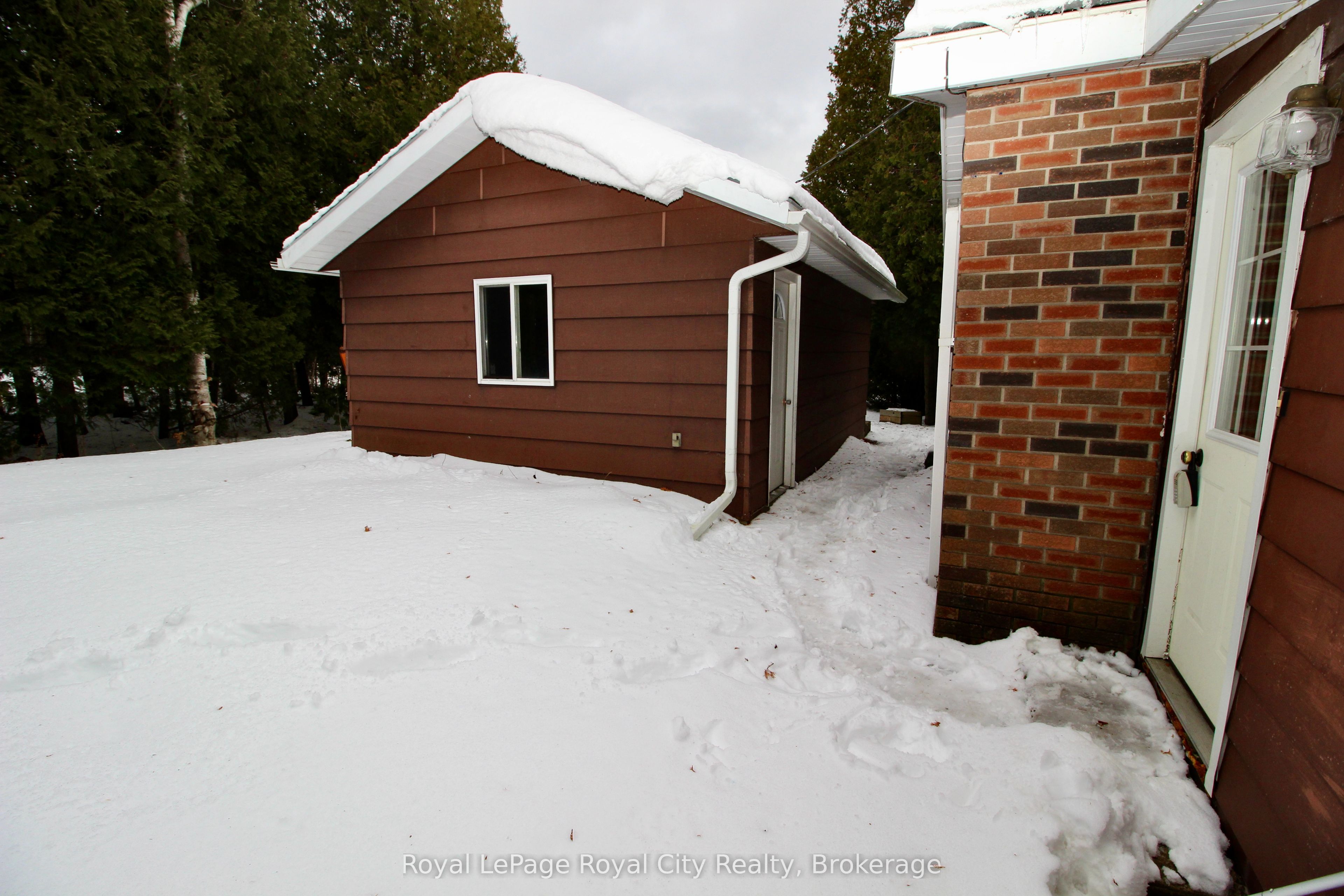 4616 6 Highway Property Photo 23