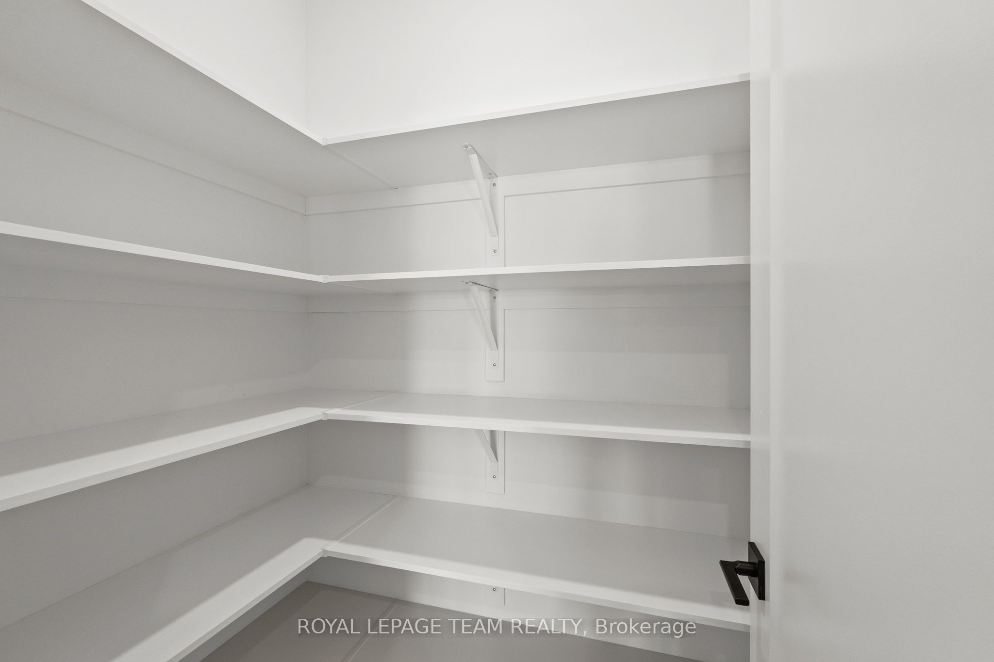 1051 Moore Street Property Photo 16
