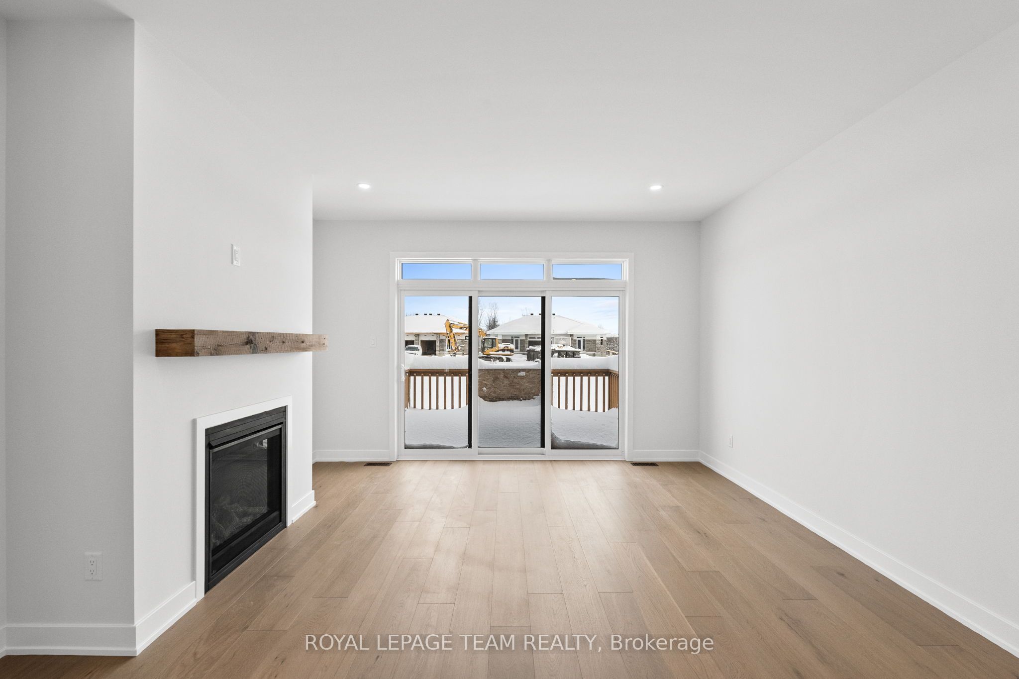 1051 Moore Street Property Photo 19