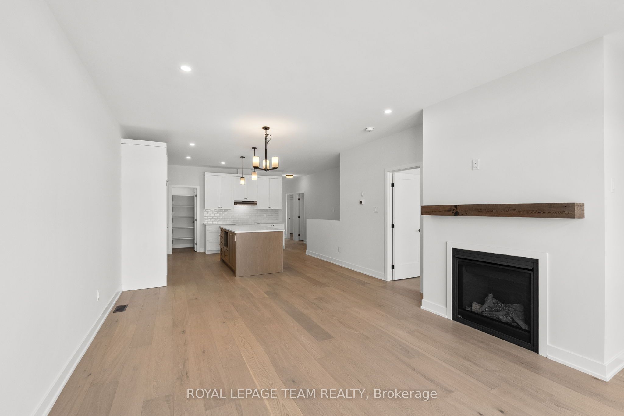 1051 Moore Street Property Photo 20