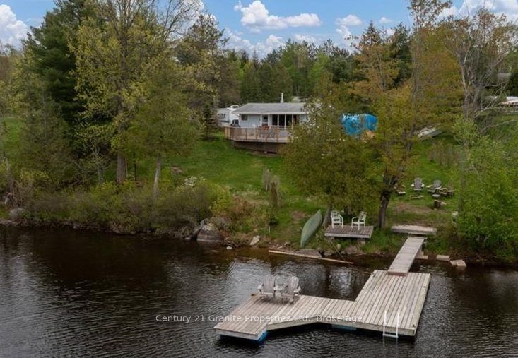 9 Martha Dr Property Photo 1