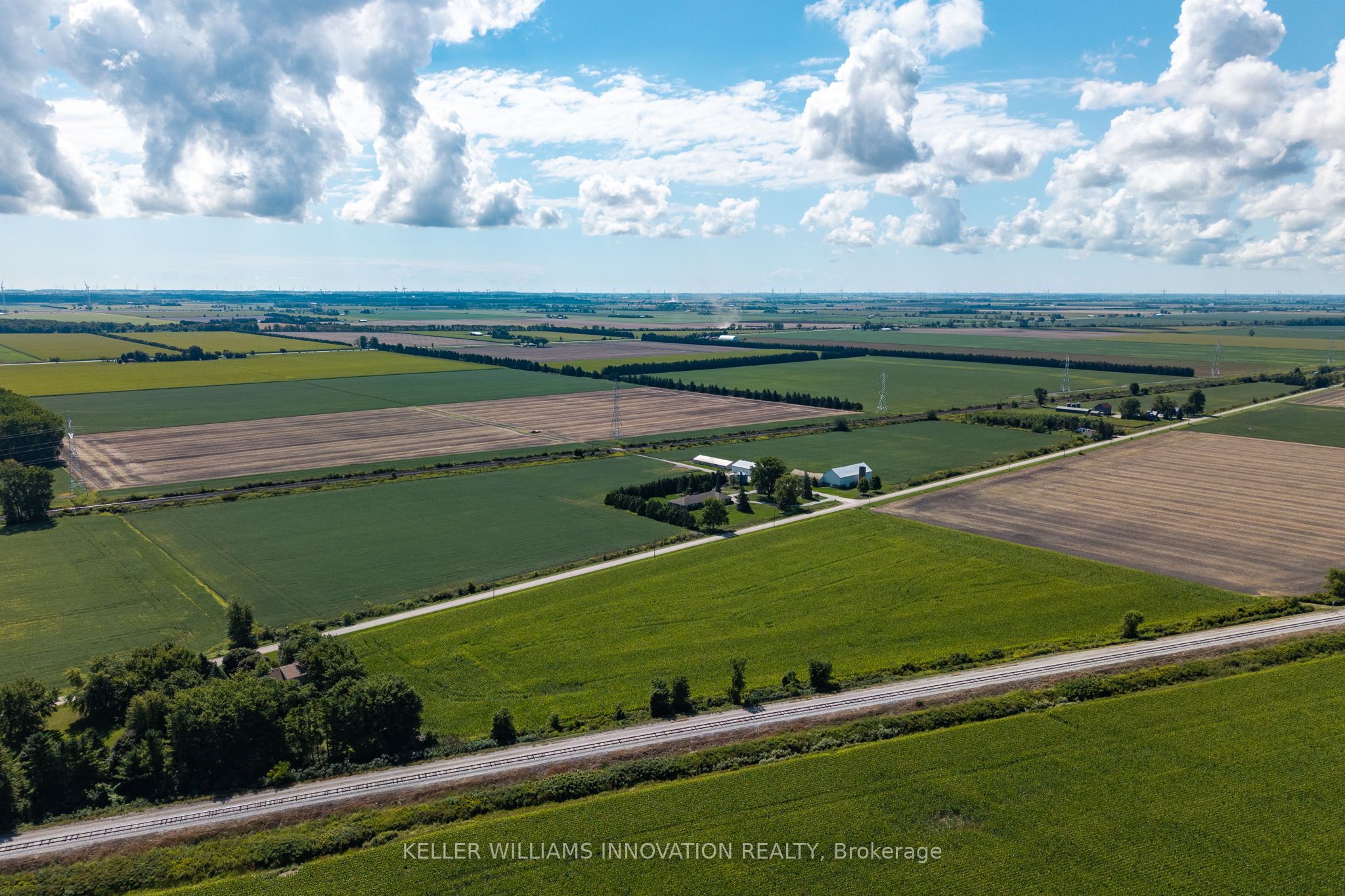 6828 Third Line Road Property Photo 2