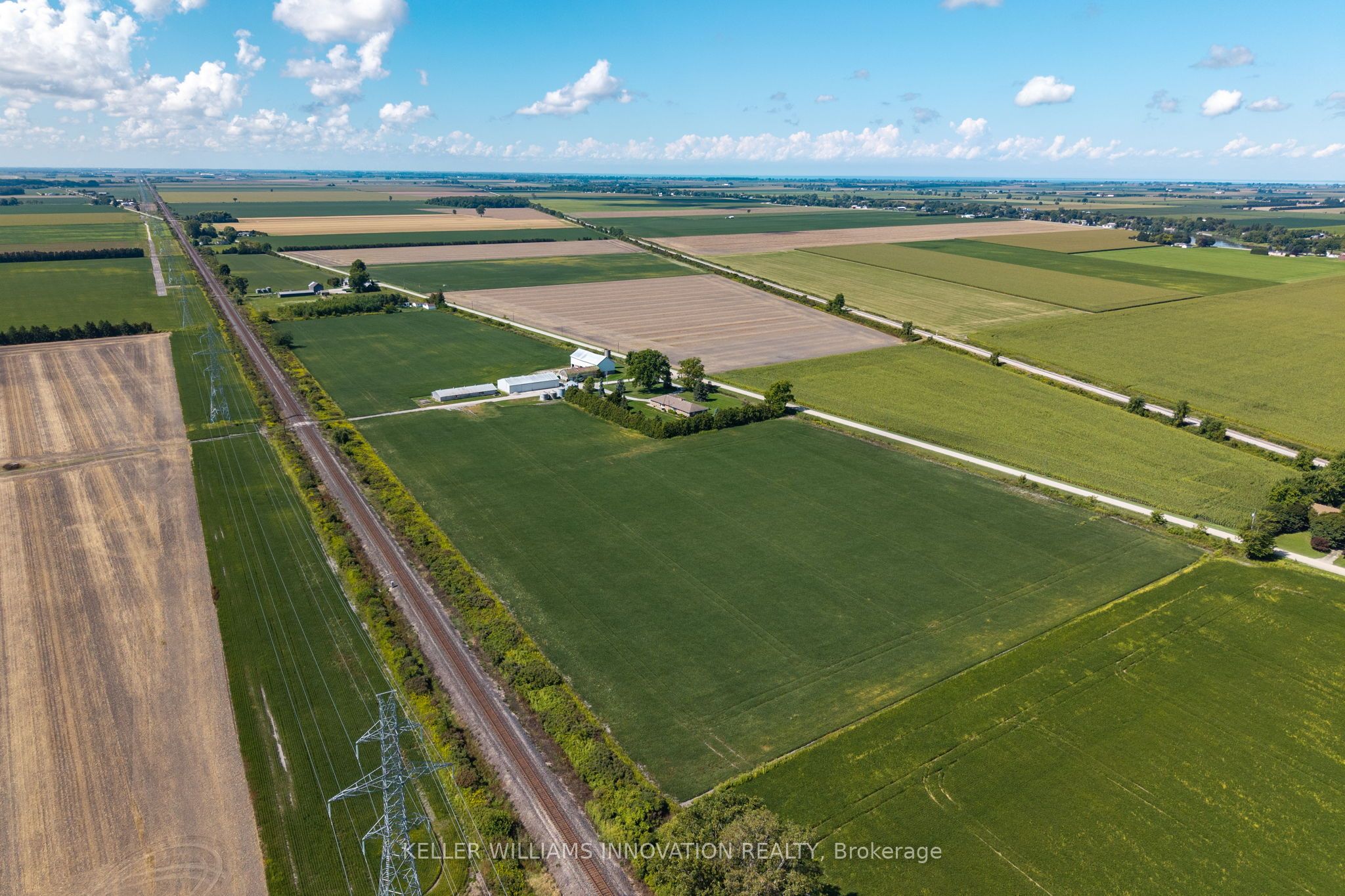 6828 Third Line Road Property Photo 3