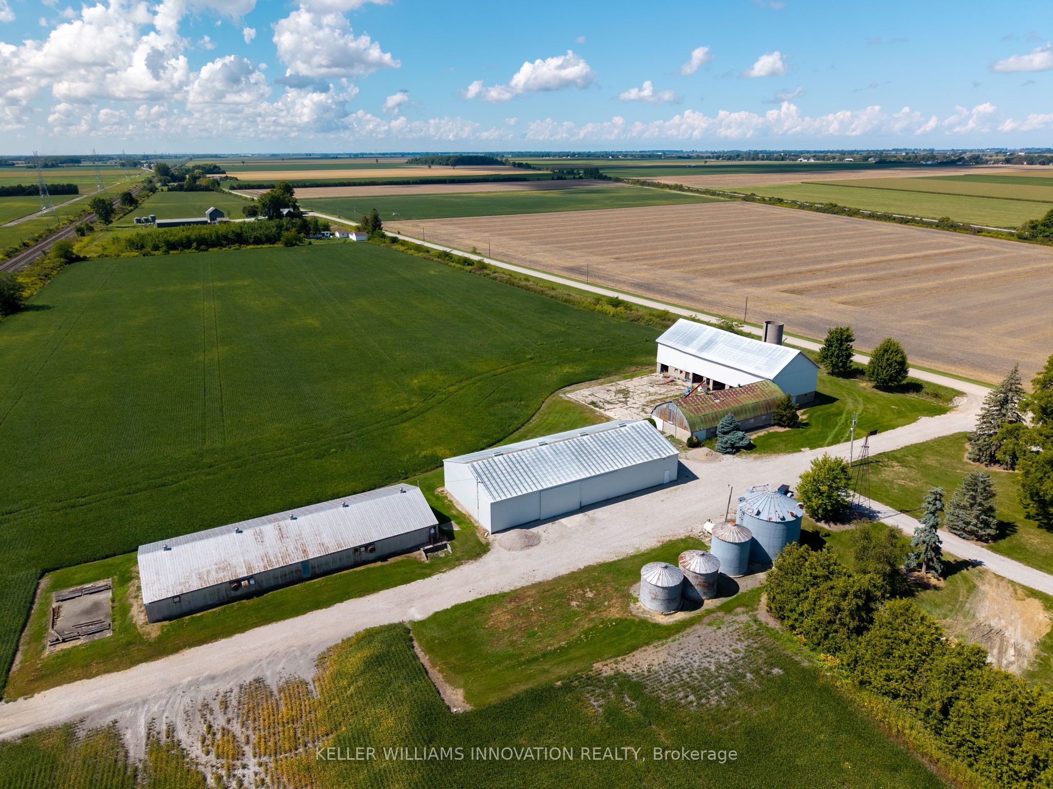 6828 Third Line Road Property Photo 11
