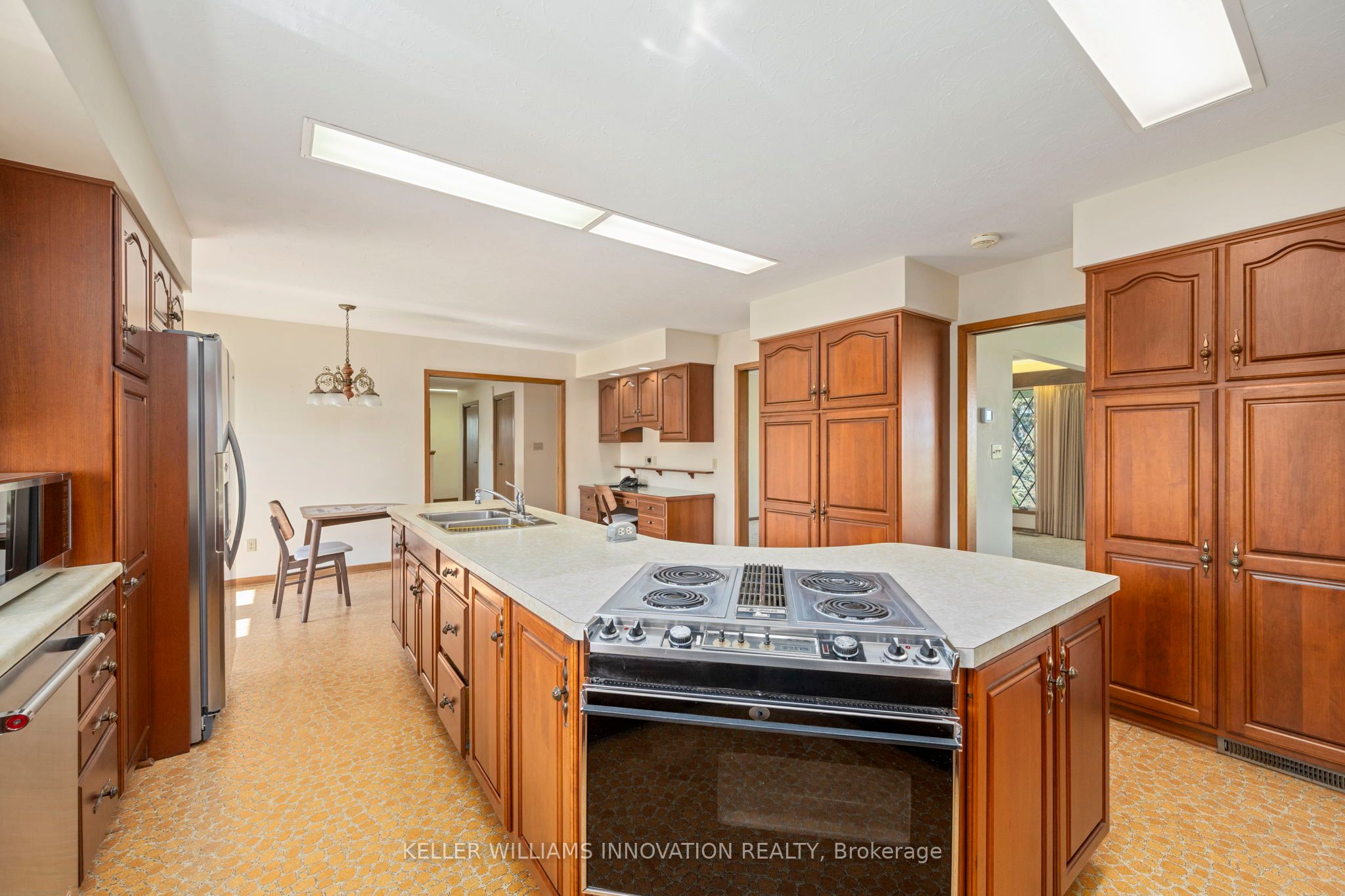 6828 Third Line Road Property Photo 21