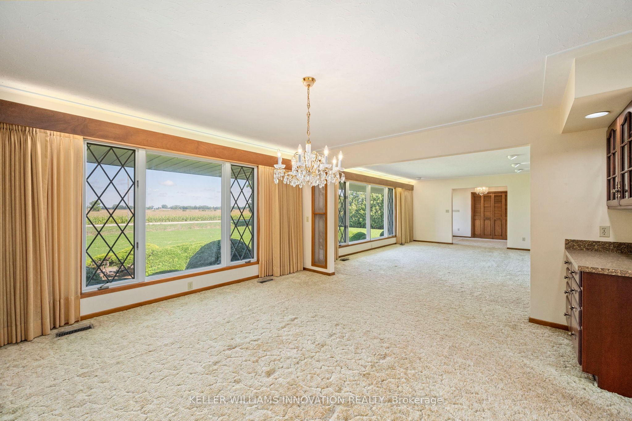 6828 Third Line Road Property Photo 30