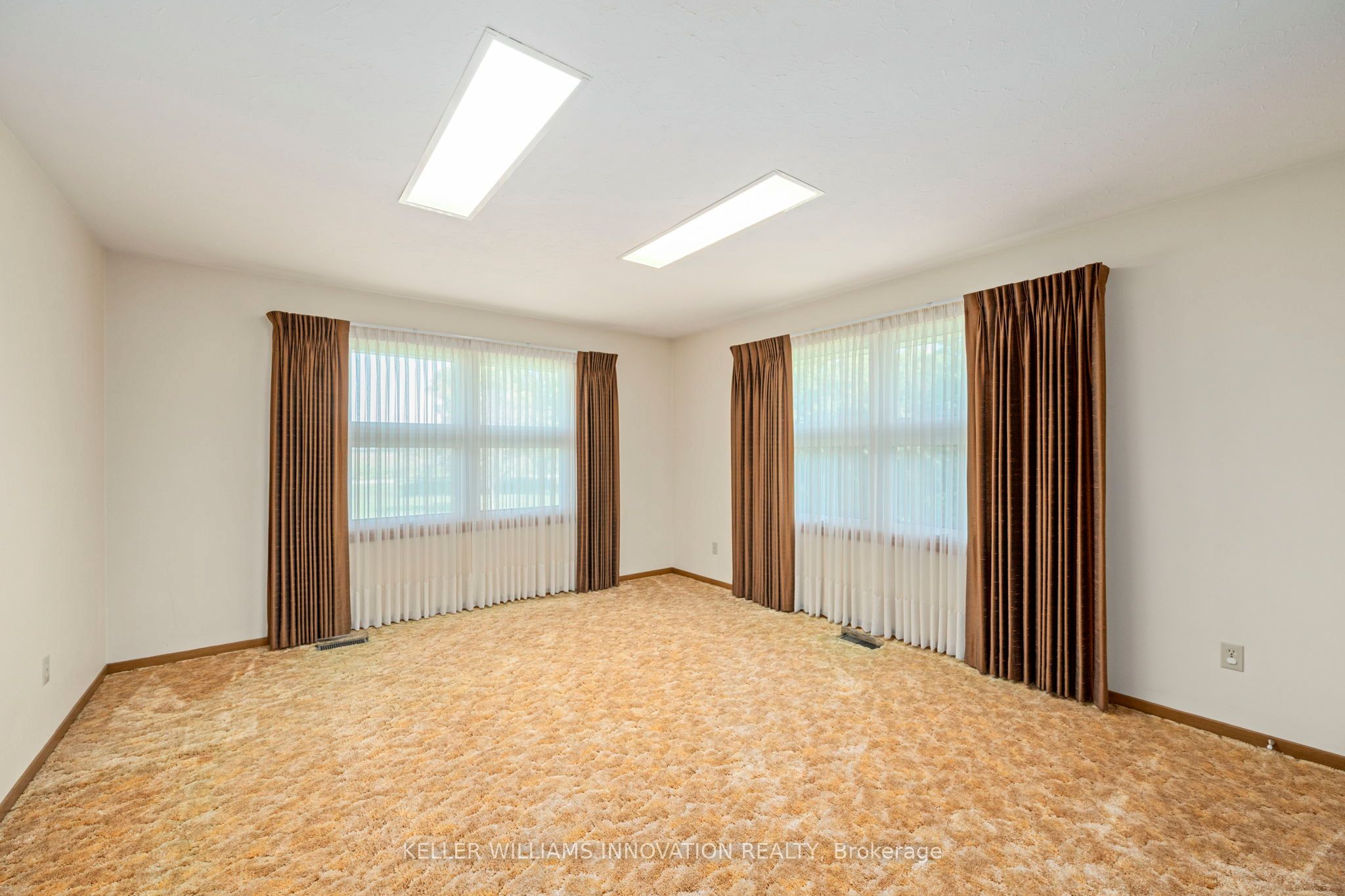 6828 Third Line Road Property Photo 34