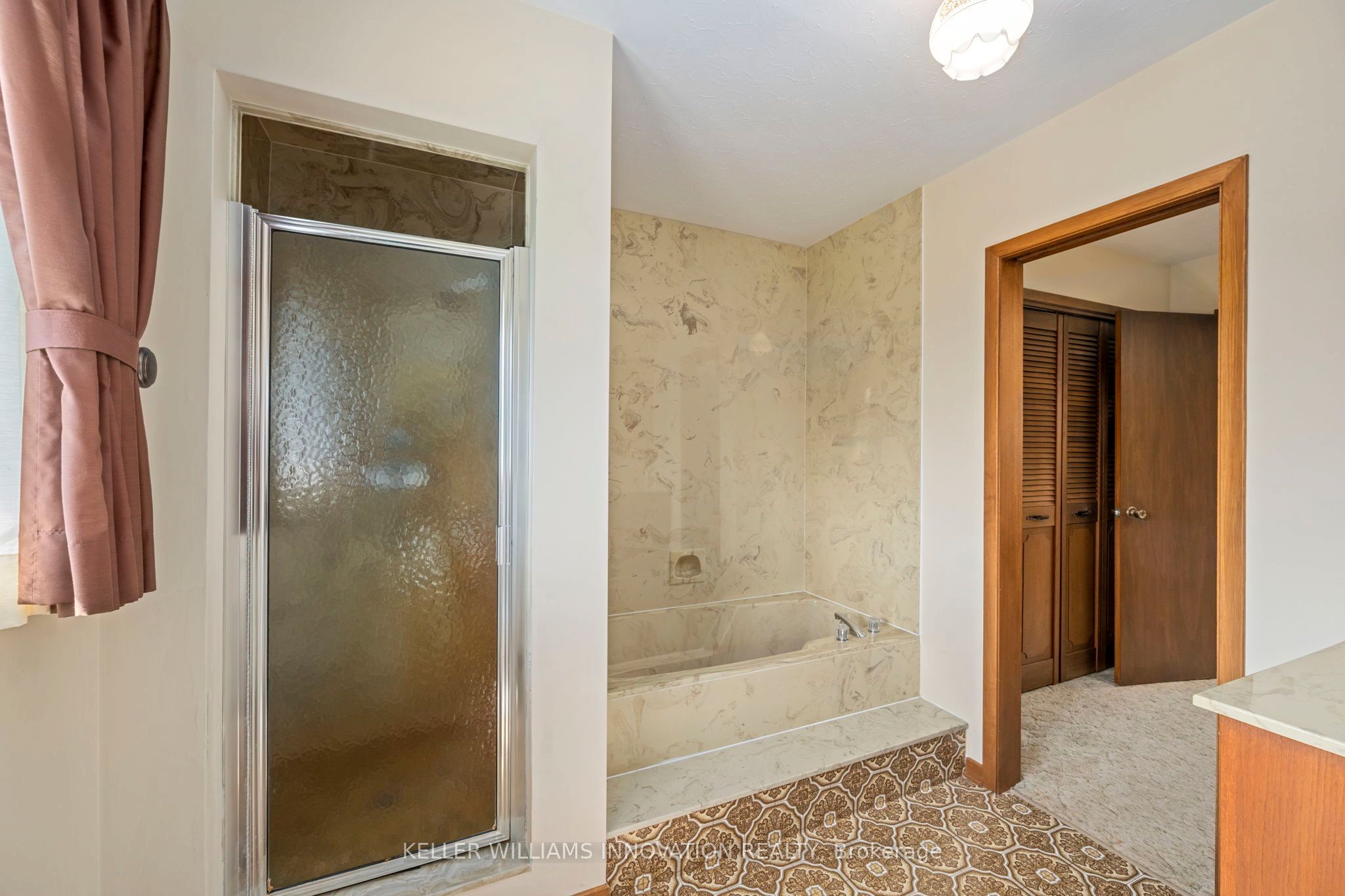 6828 Third Line Road Property Photo 38