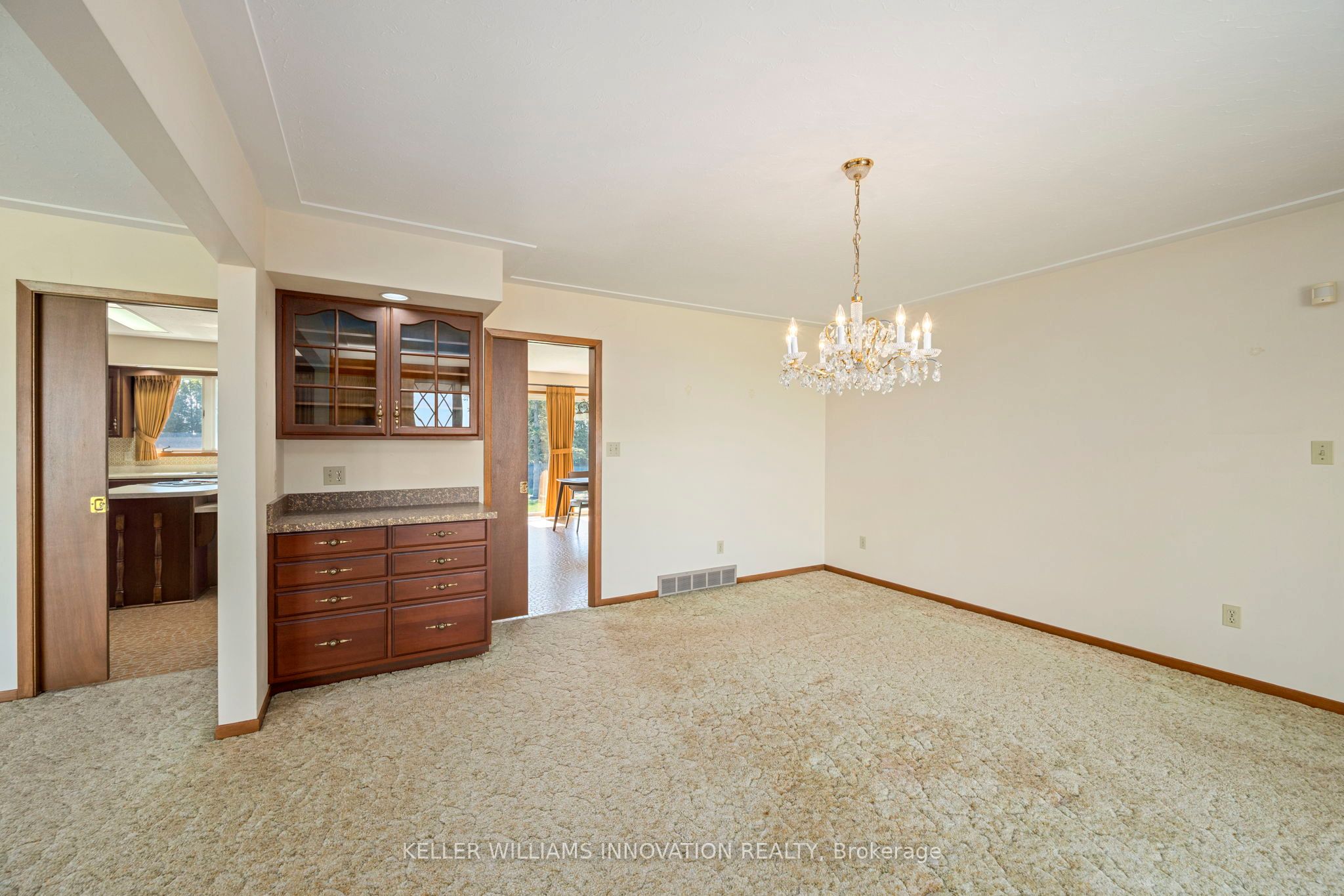 6828 Third Line Road Property Photo 30