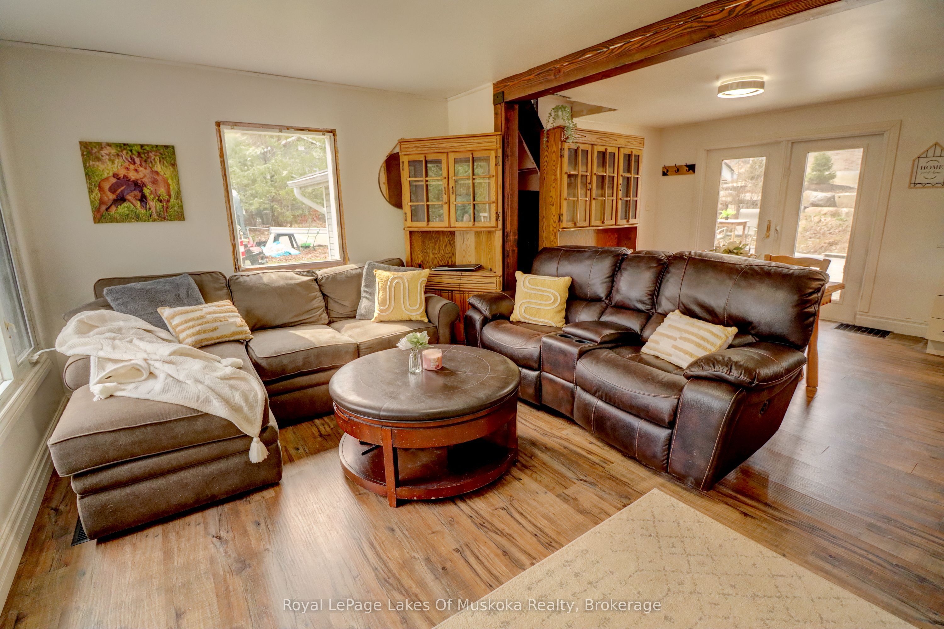 6 Hibberd Ln Property Photo 4