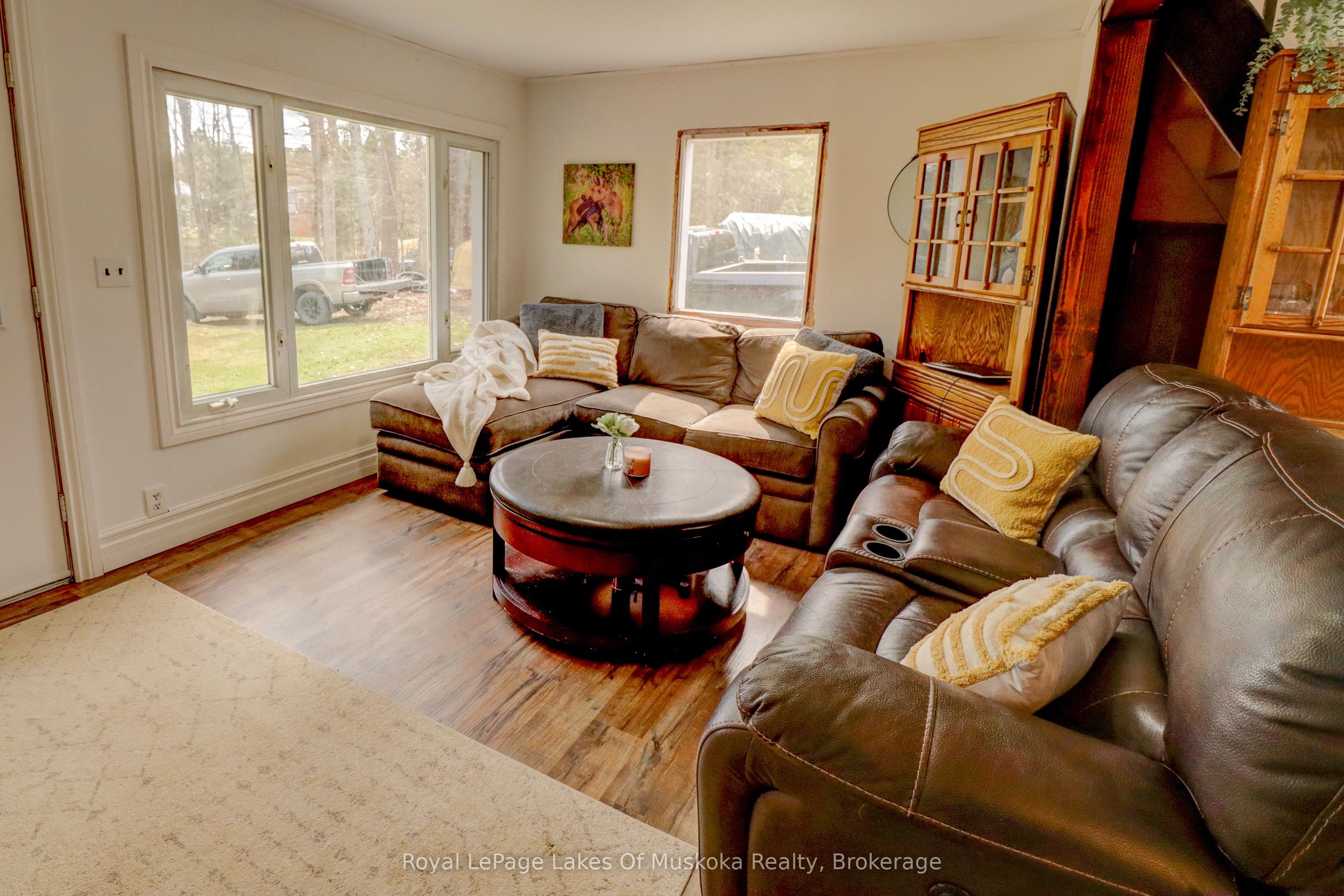 6 Hibberd Ln Property Photo 9