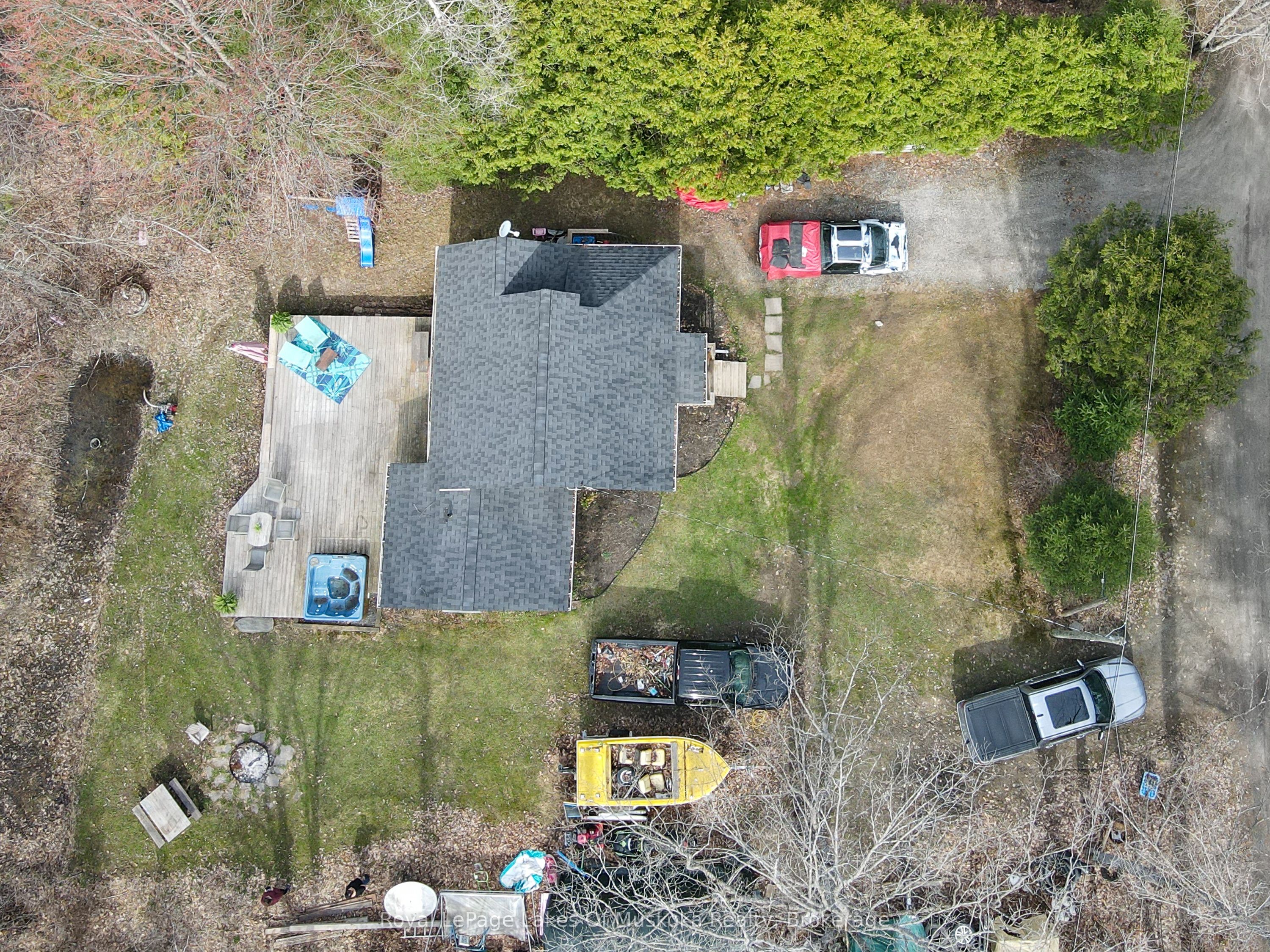 6 Hibberd Ln Property Photo 23