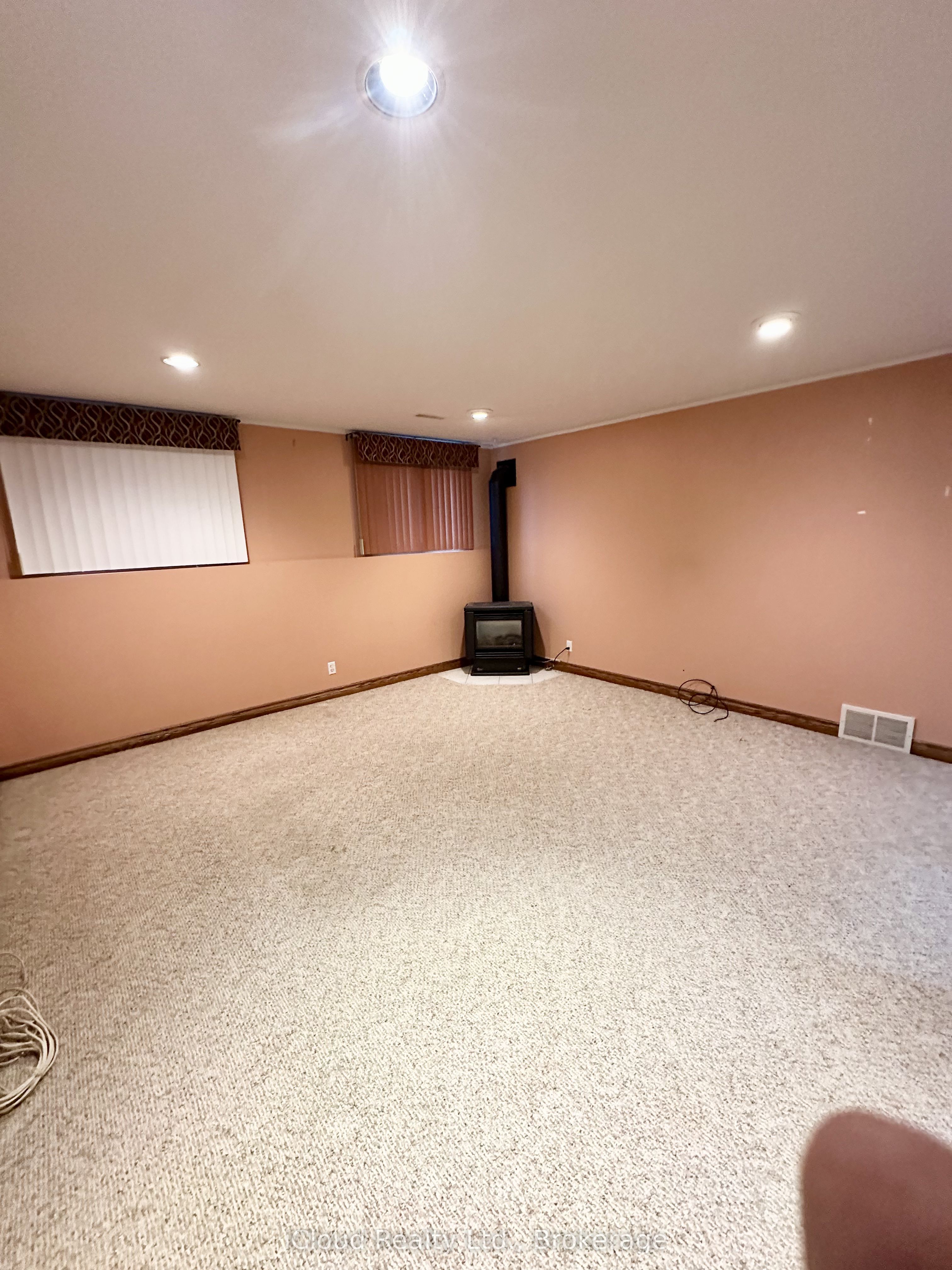 86 Glendale Dr Property Photo 15