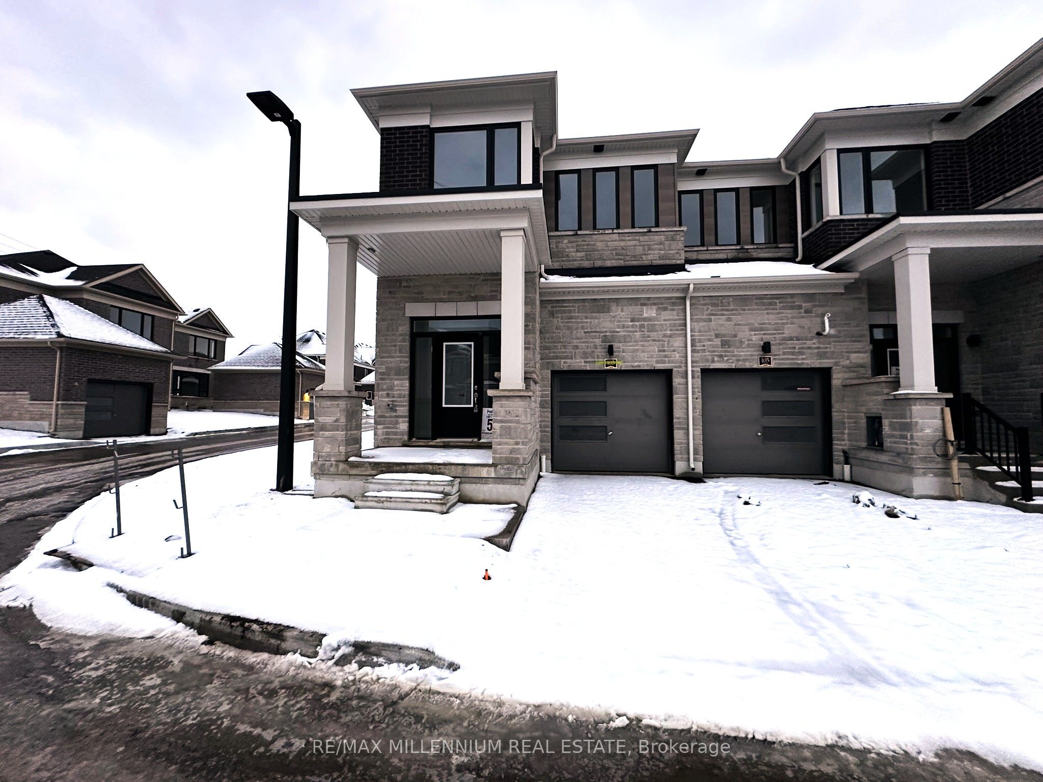 103 Watts Mews Property Photo 1