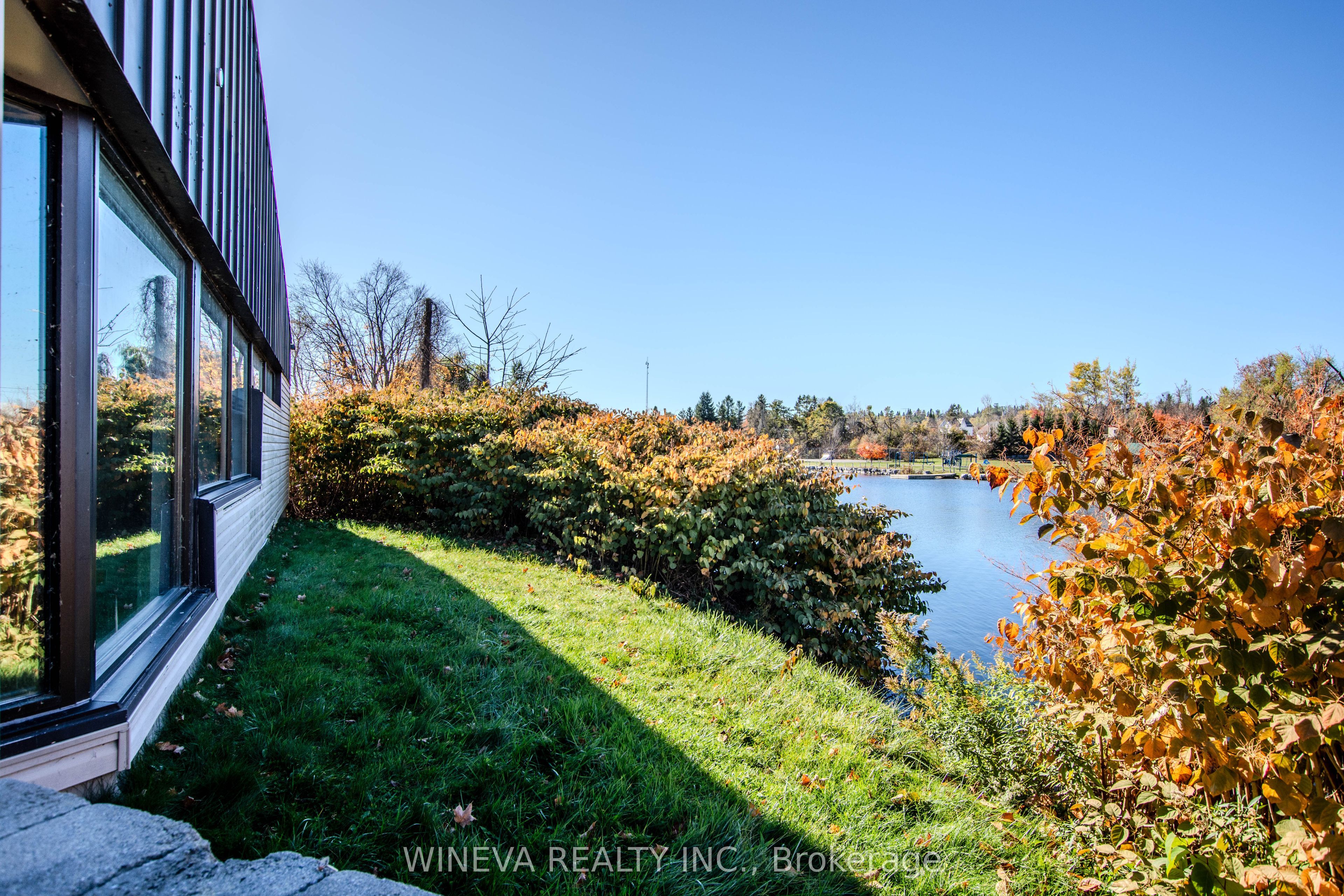 2 Albert Street Property Photo 26