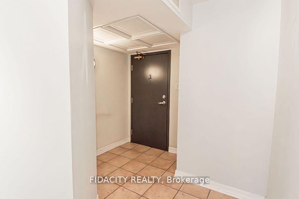 310 Central Park Drive 5l Property Photo 3