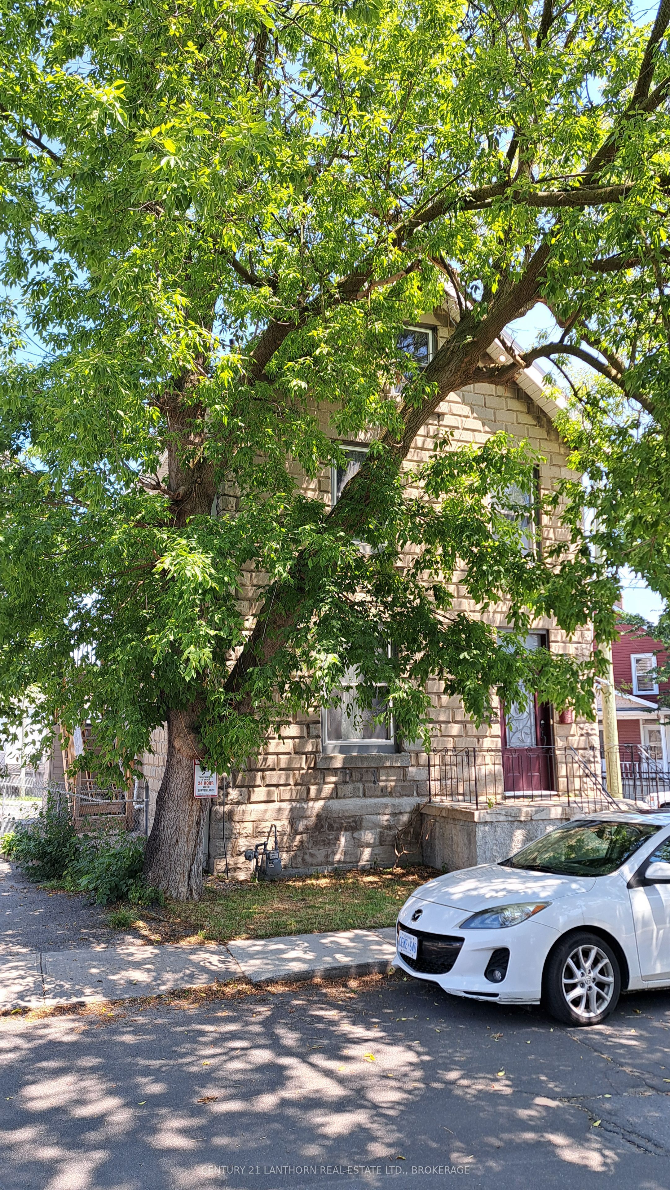 45 Chestnut Street Property Photo 2