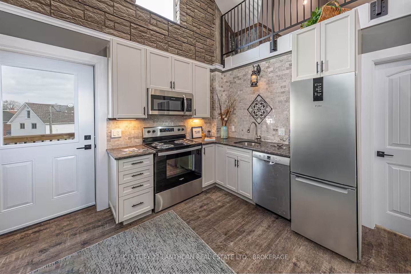 45 Chestnut Street Property Photo 17