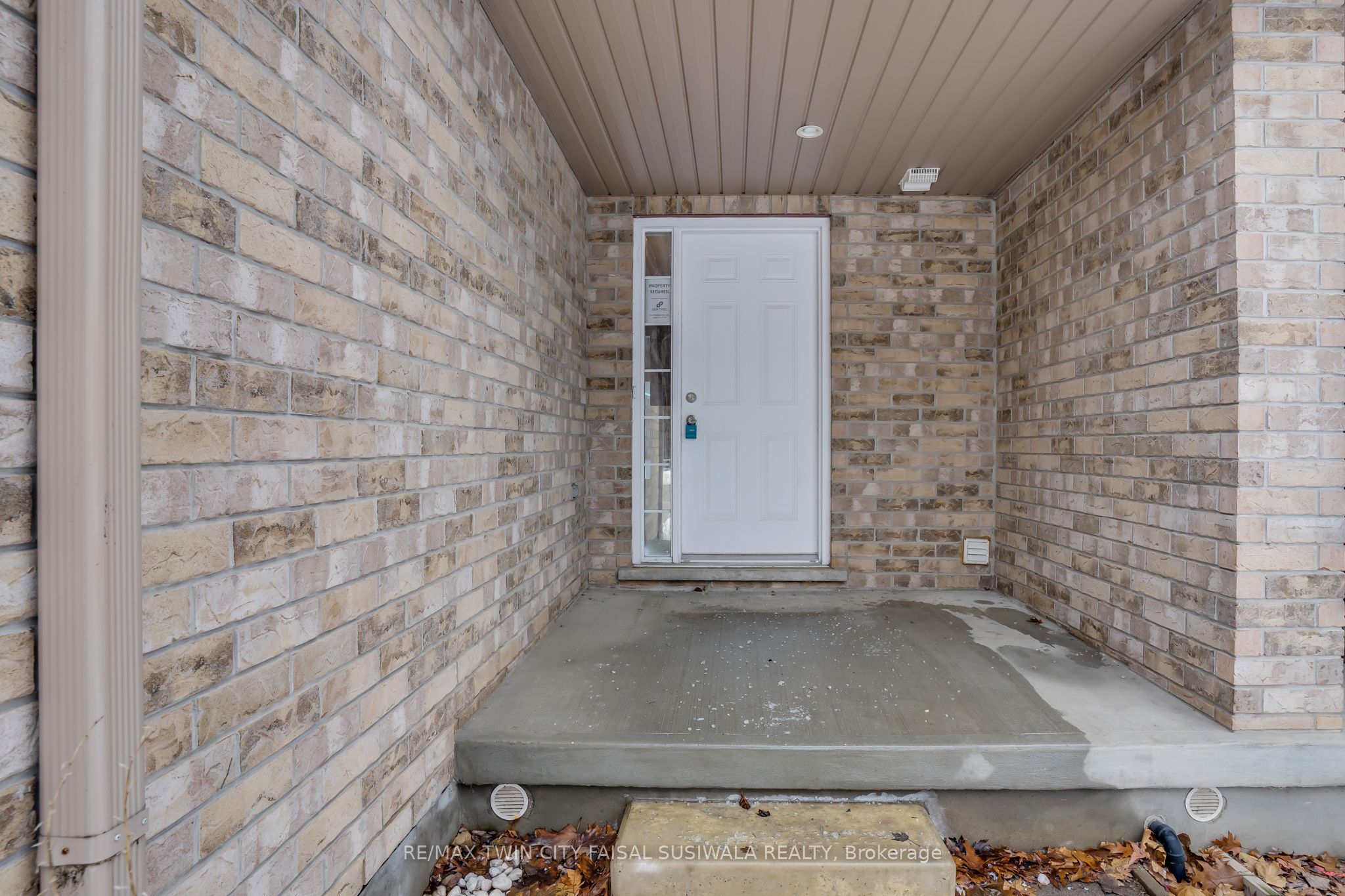 310 Fallowfield Drive Property Photo 2
