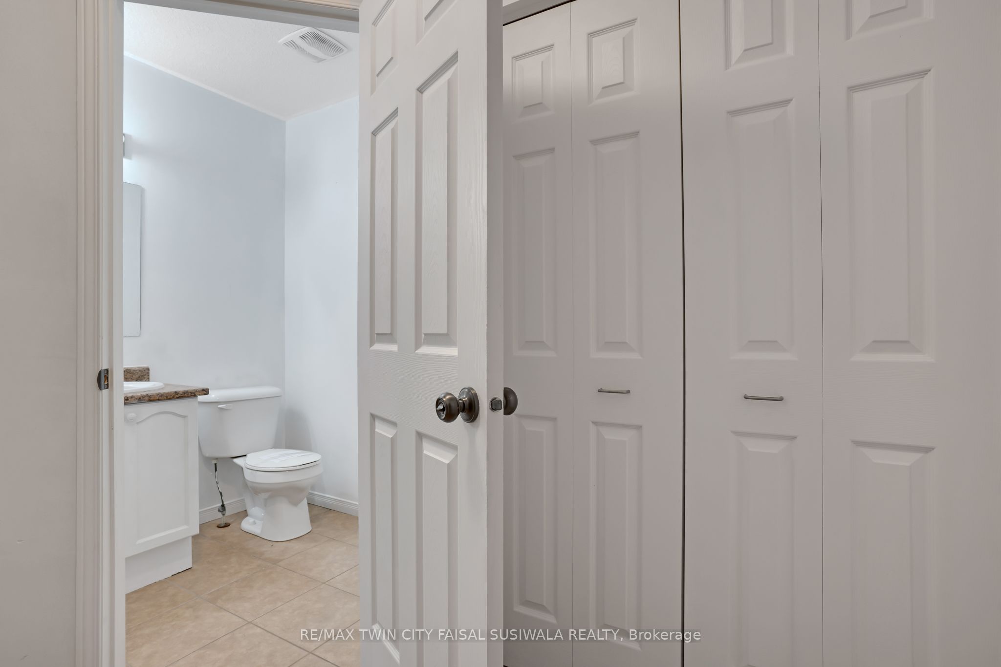 310 Fallowfield Drive Property Photo 5