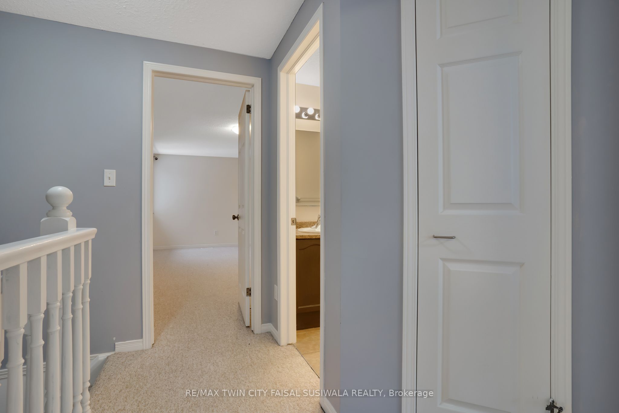 310 Fallowfield Drive Property Photo 12