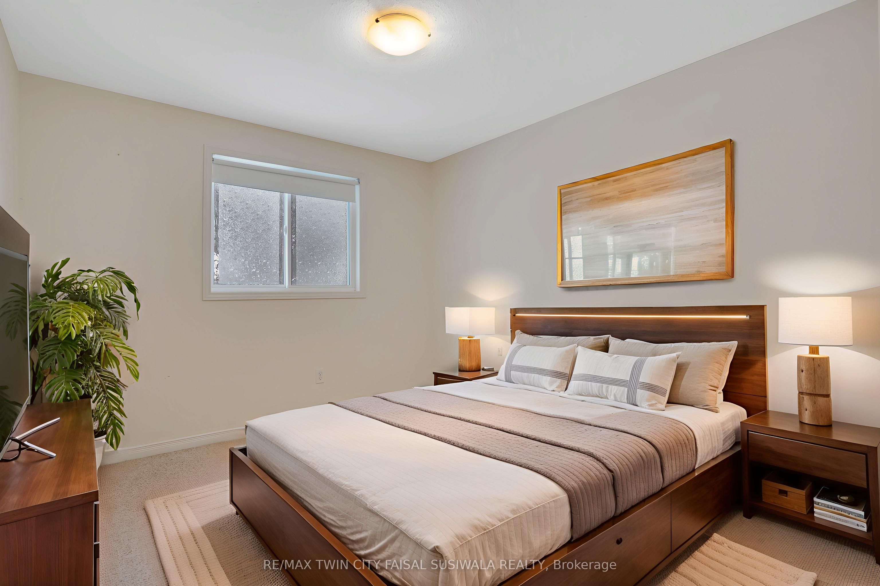 310 Fallowfield Drive Property Photo 16