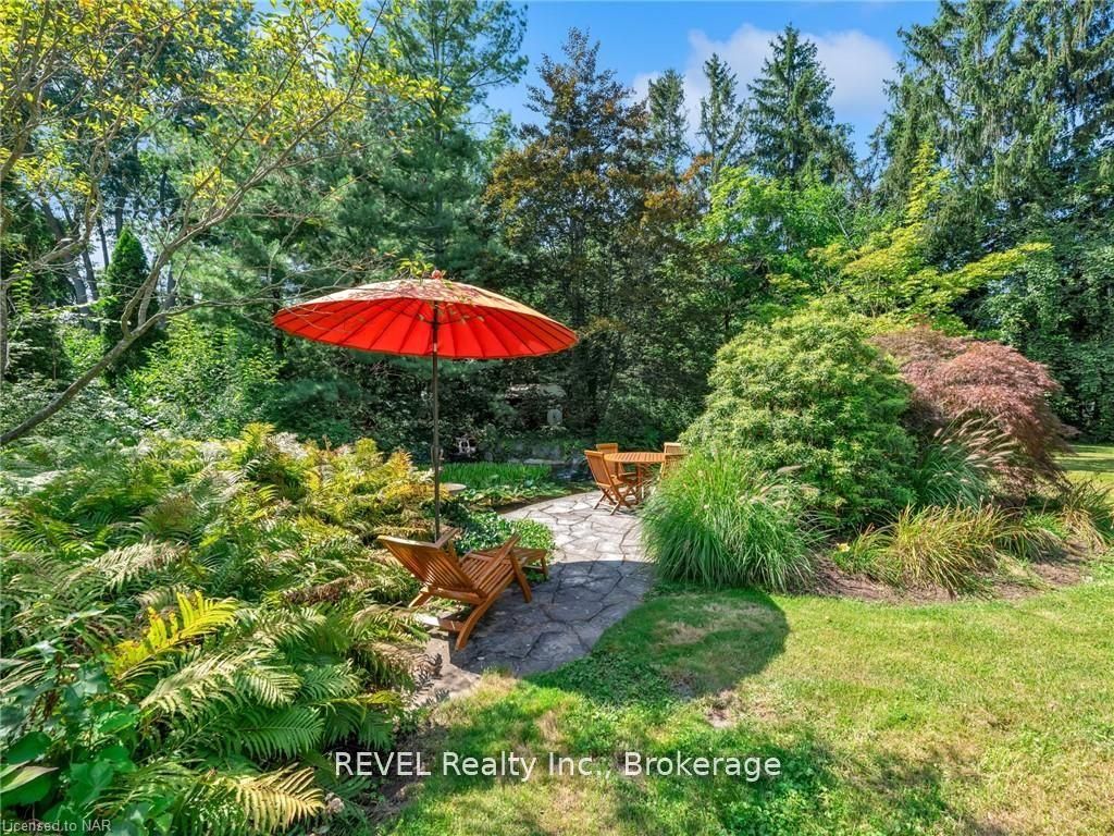 411 Victoria St - Lot 1 Street Property Photo 2