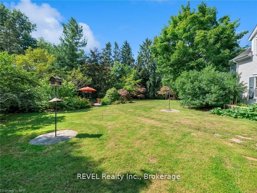 411 Victoria St - Lot 1 Street Property Photo 4