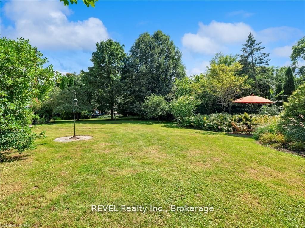 411 Victoria St - Lot 1 Street Property Photo 5