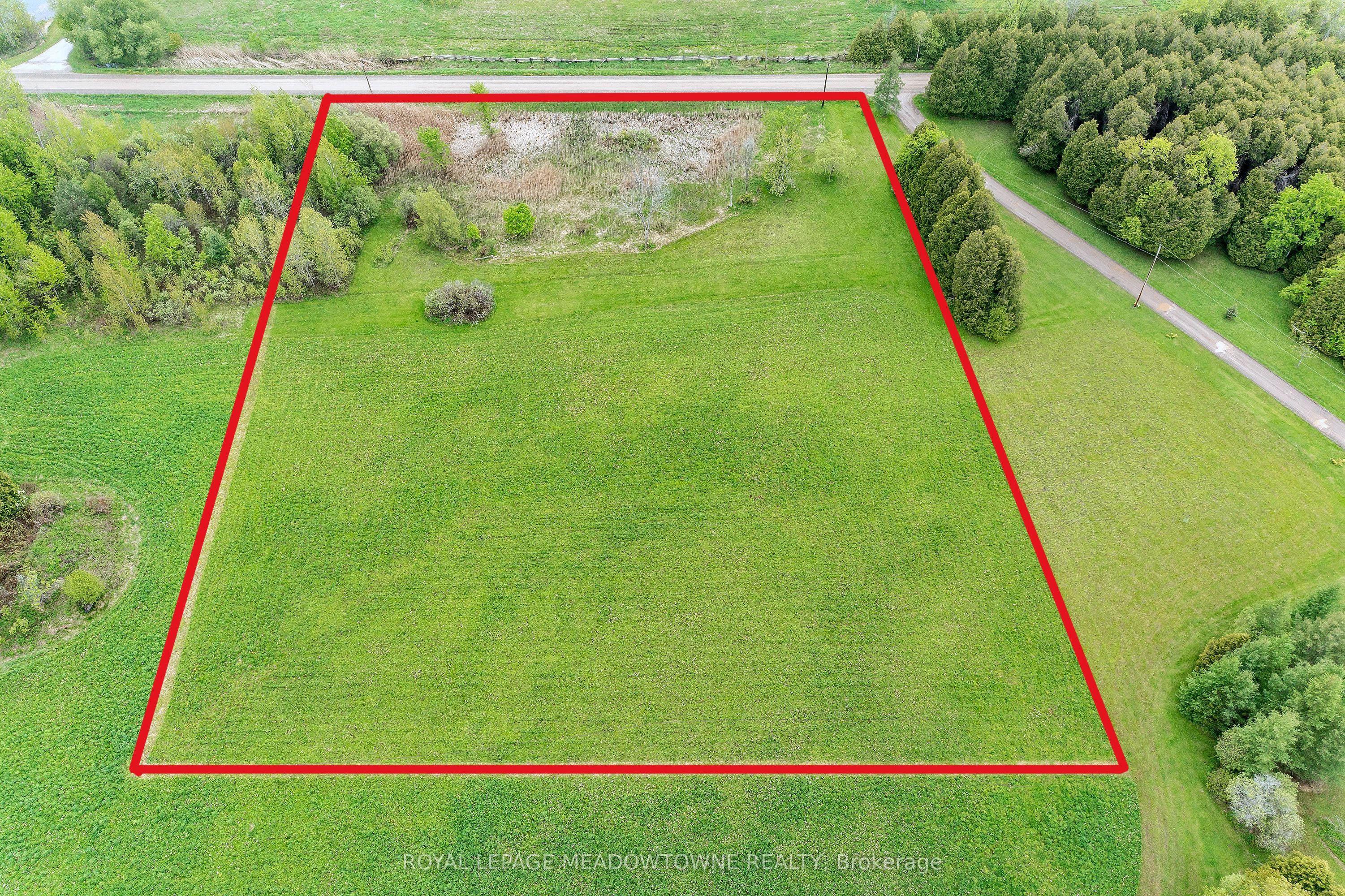 5169 First Line Property Photo 1