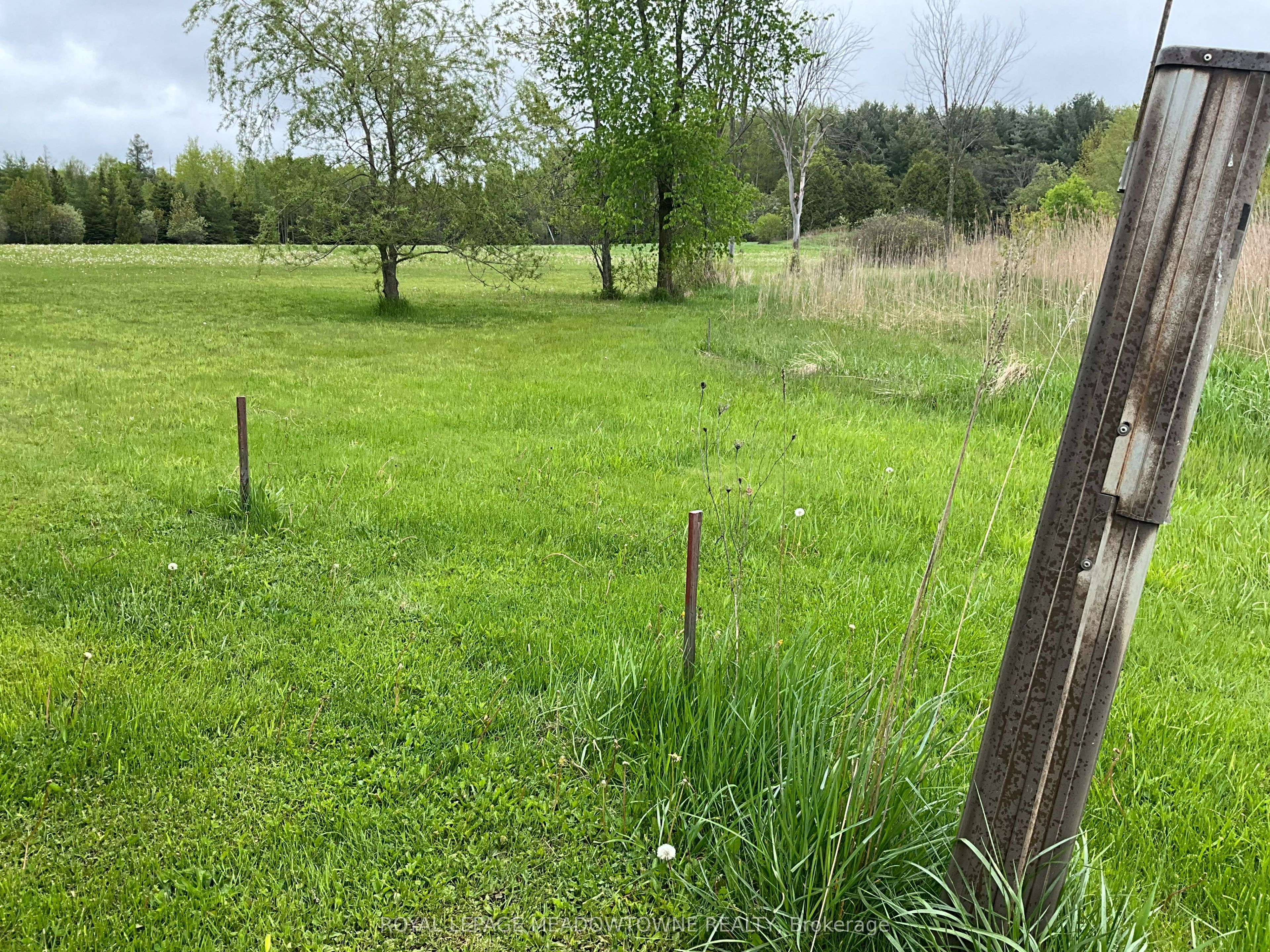 5169 First Line Property Photo 6
