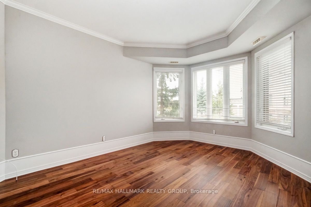 50 Briargate 4 Property Photo 13