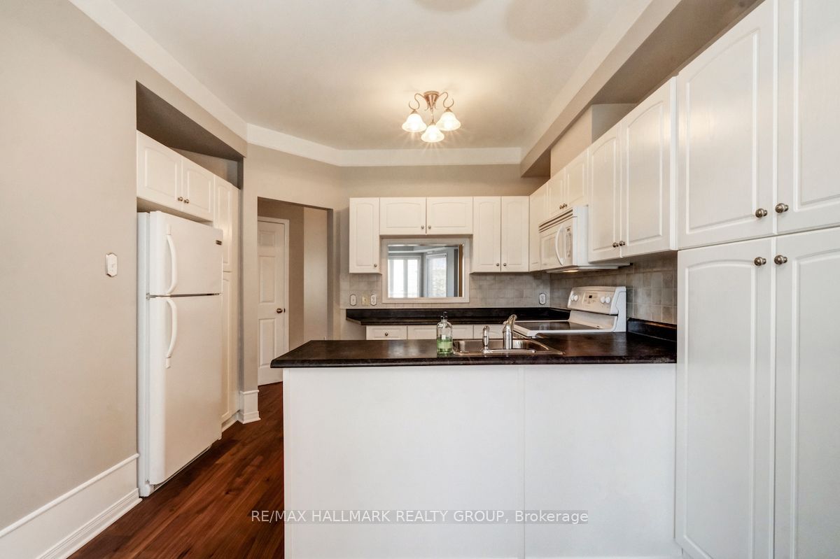 50 Briargate 4 Property Photo 17